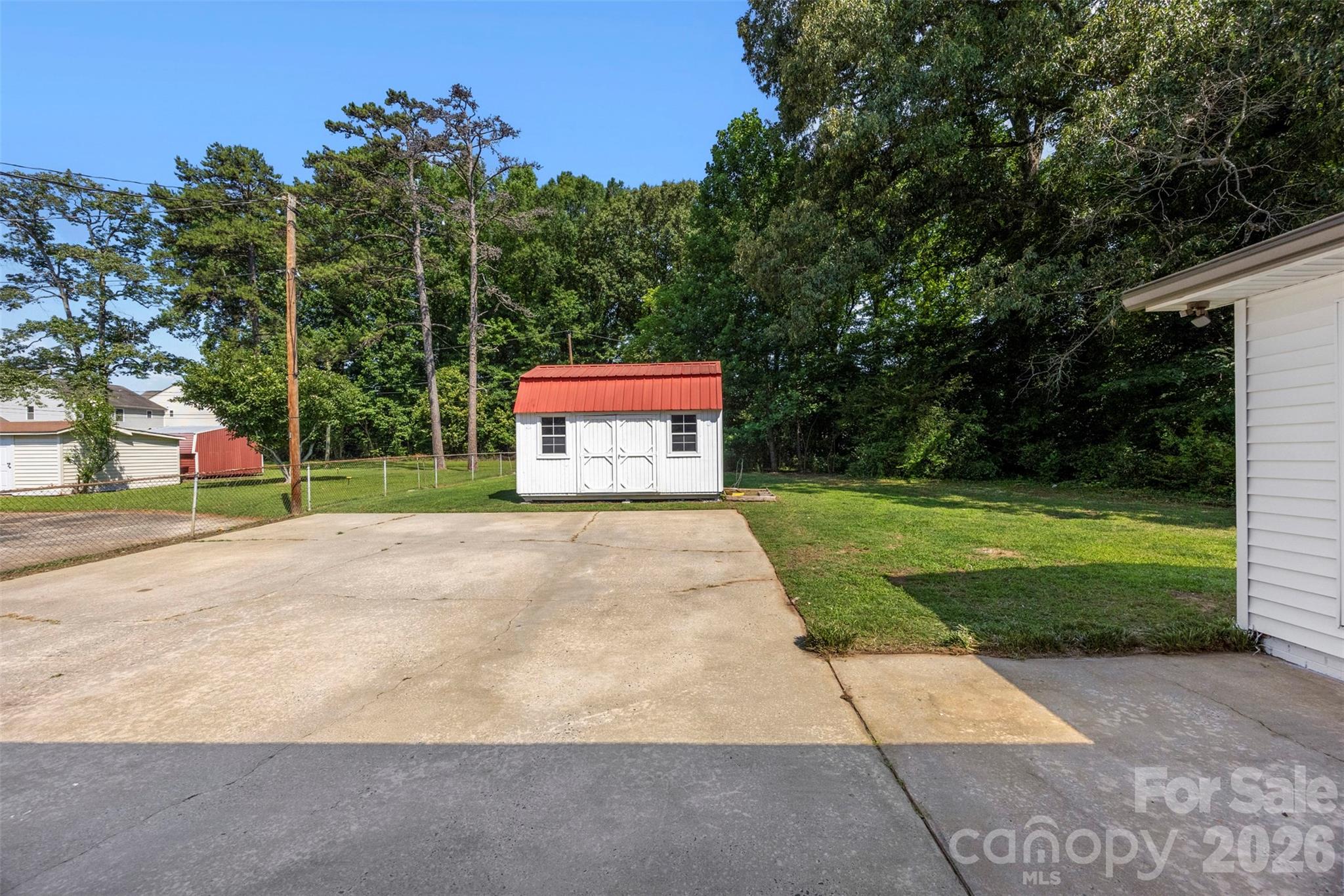 5421 Maplewood Lane — Charlotte
