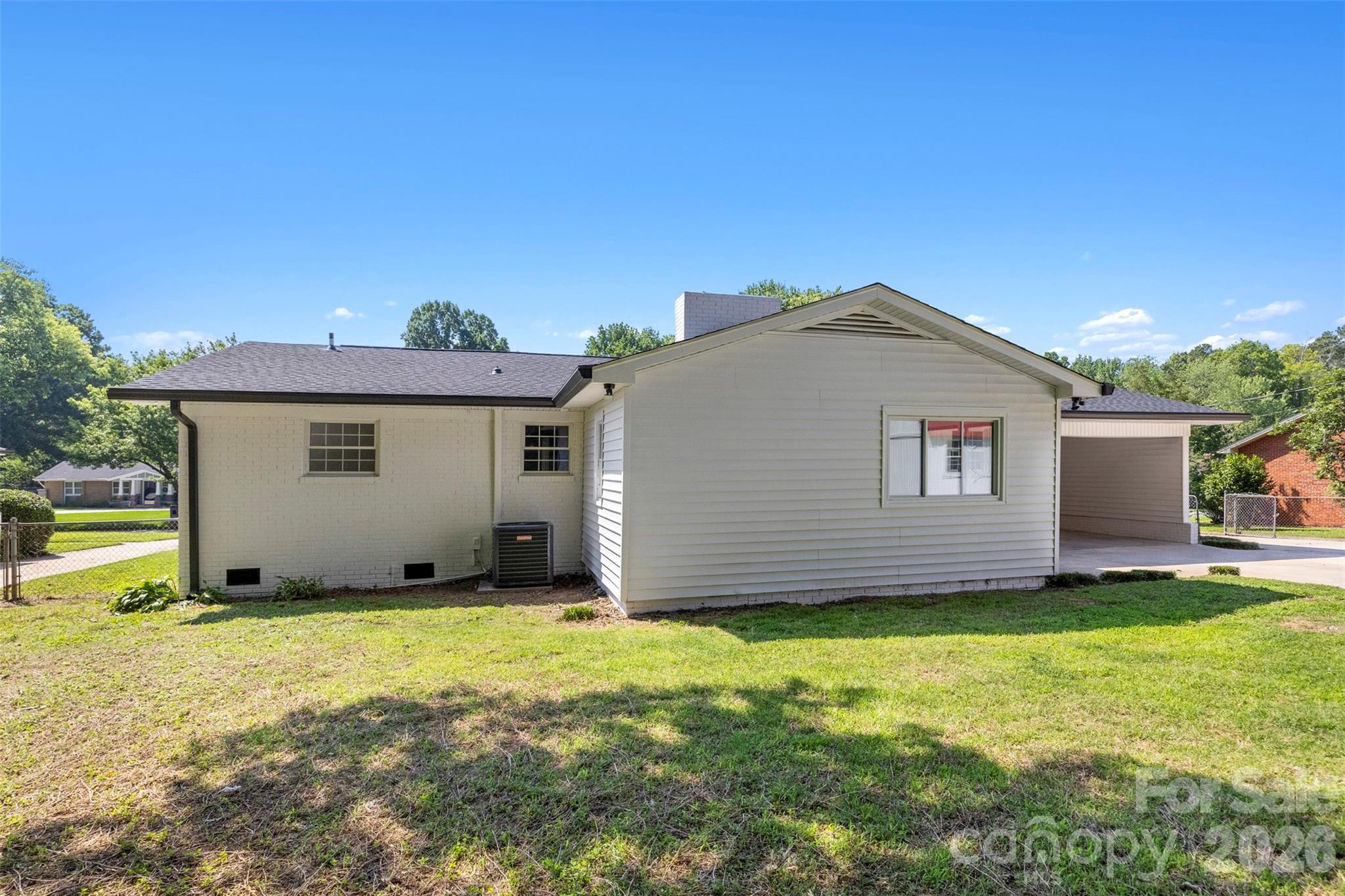 5421 Maplewood Lane — Charlotte