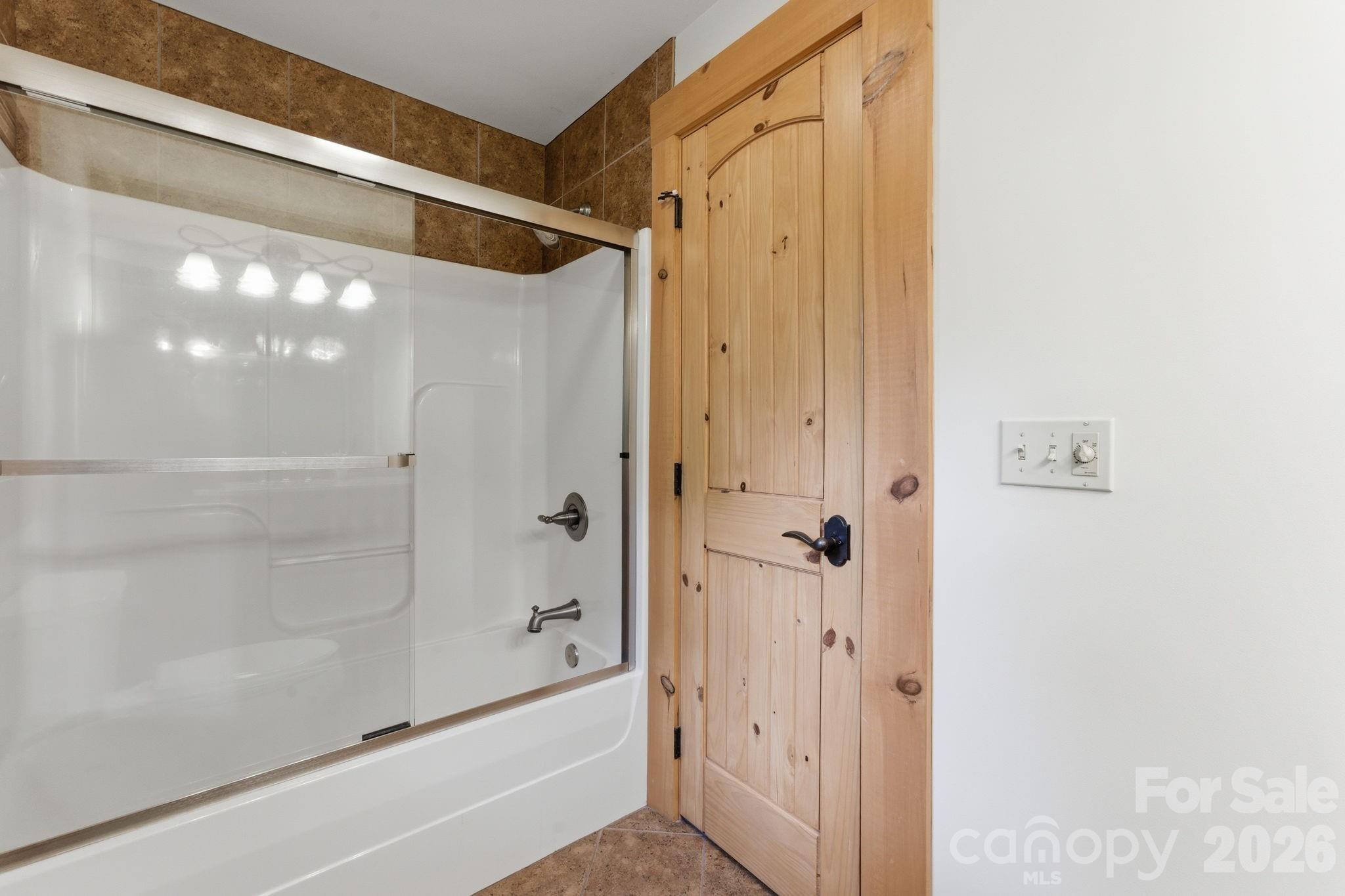 18 Rachels Circle — Maggie Valley