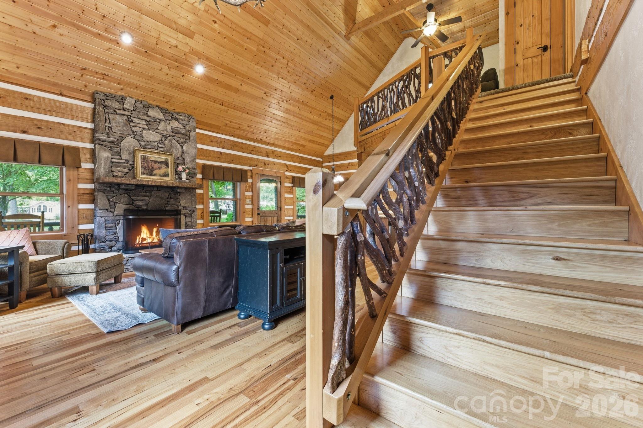 18 Rachels Circle — Maggie Valley