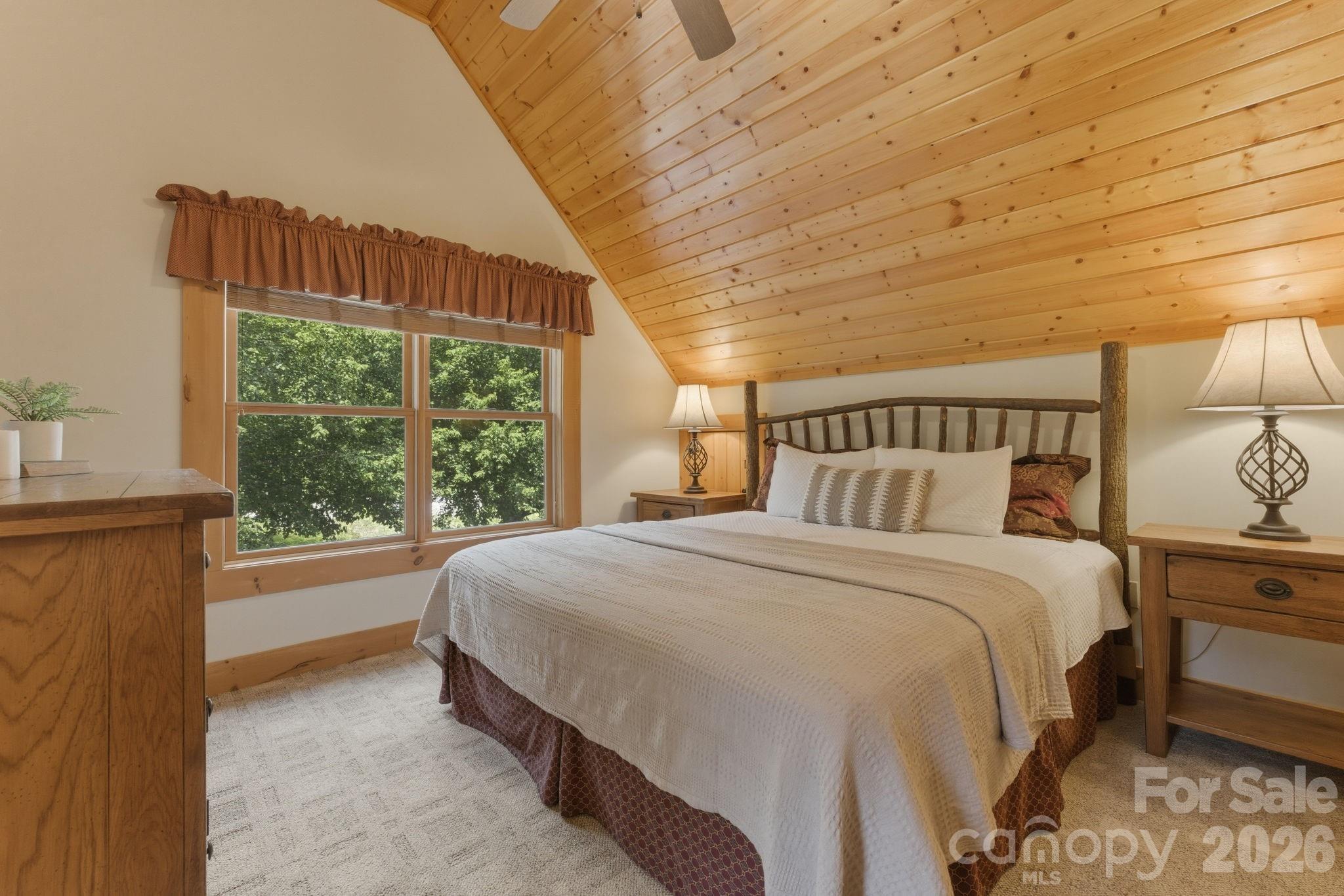 18 Rachels Circle — Maggie Valley