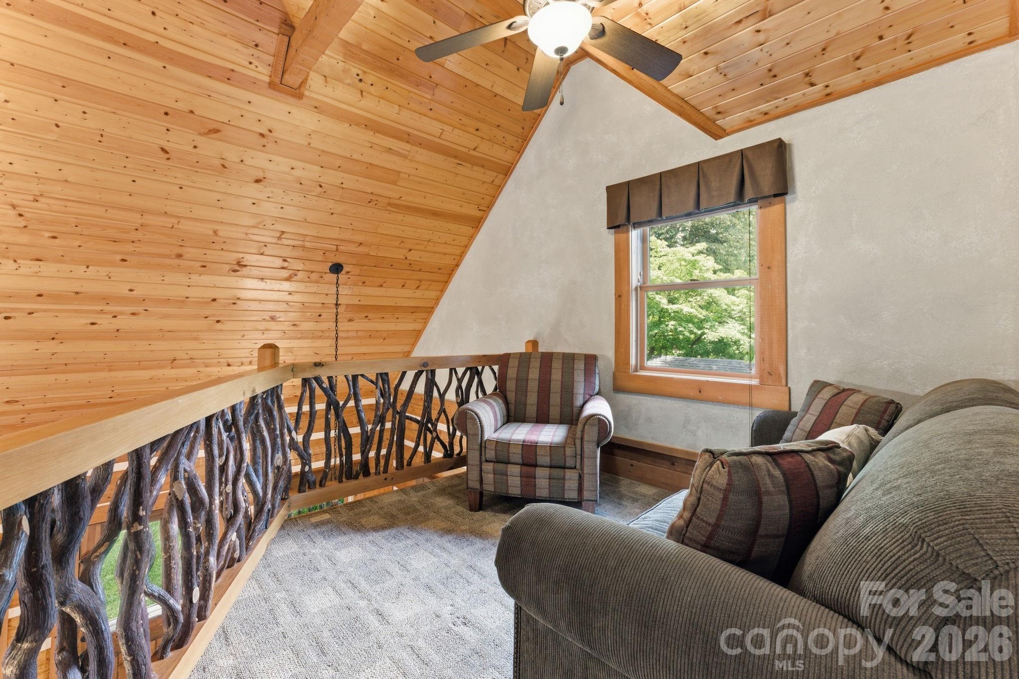 18 Rachels Circle — Maggie Valley
