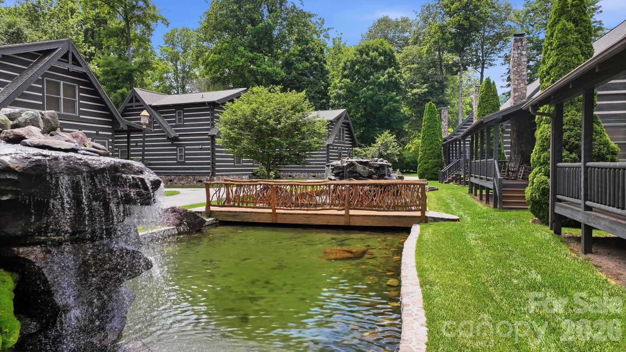 18 Rachels Circle — Maggie Valley