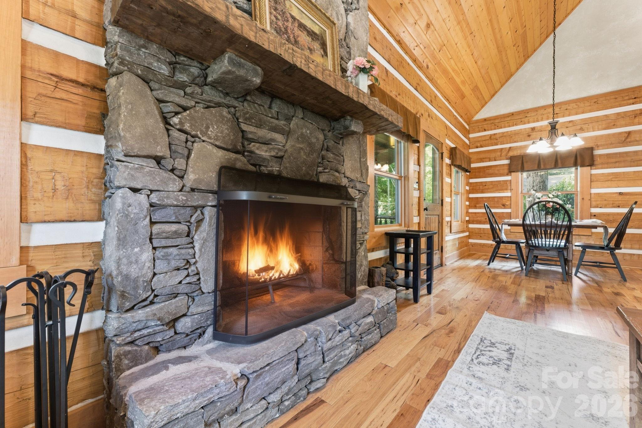 18 Rachels Circle — Maggie Valley