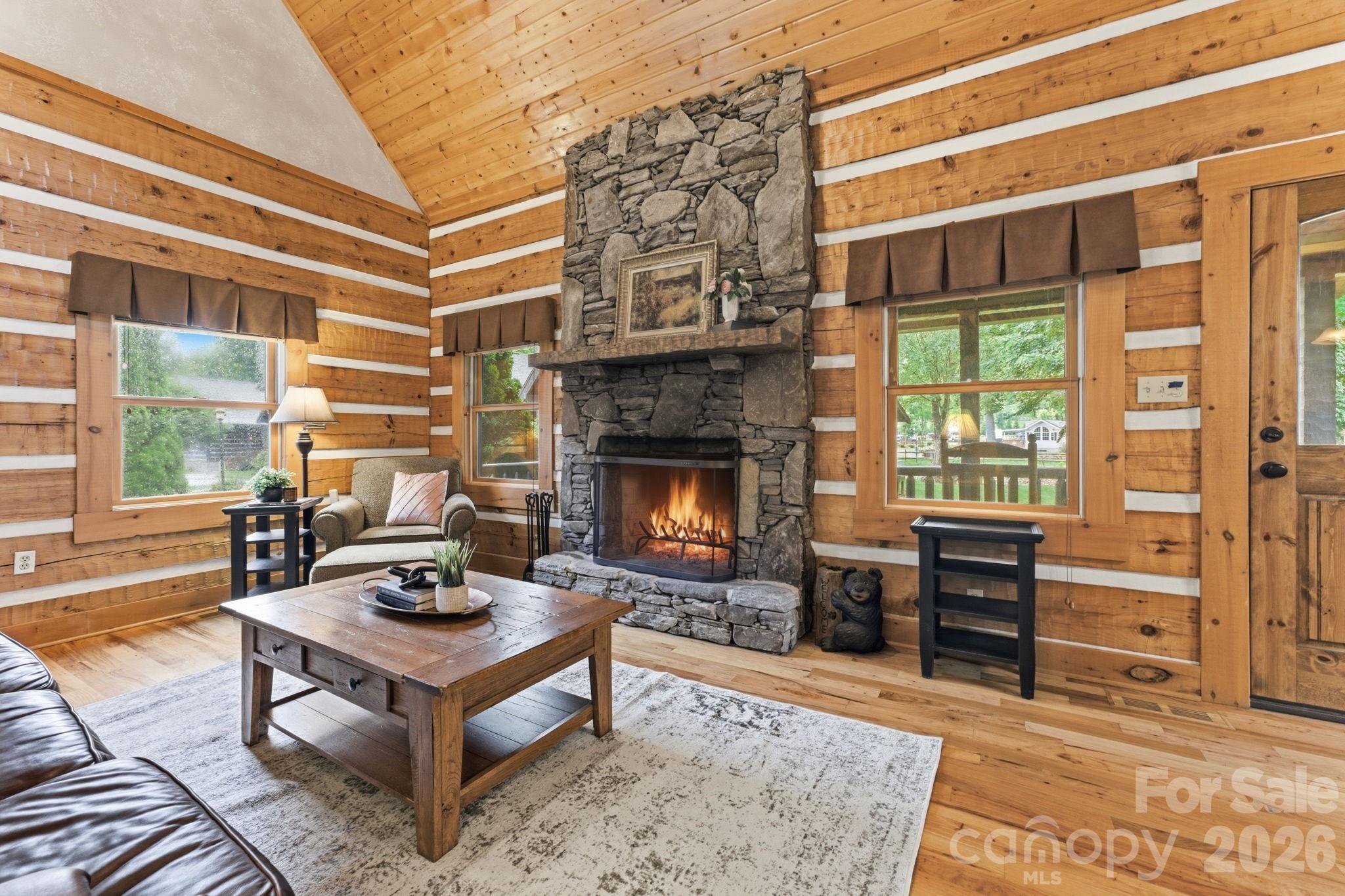 18 Rachels Circle — Maggie Valley