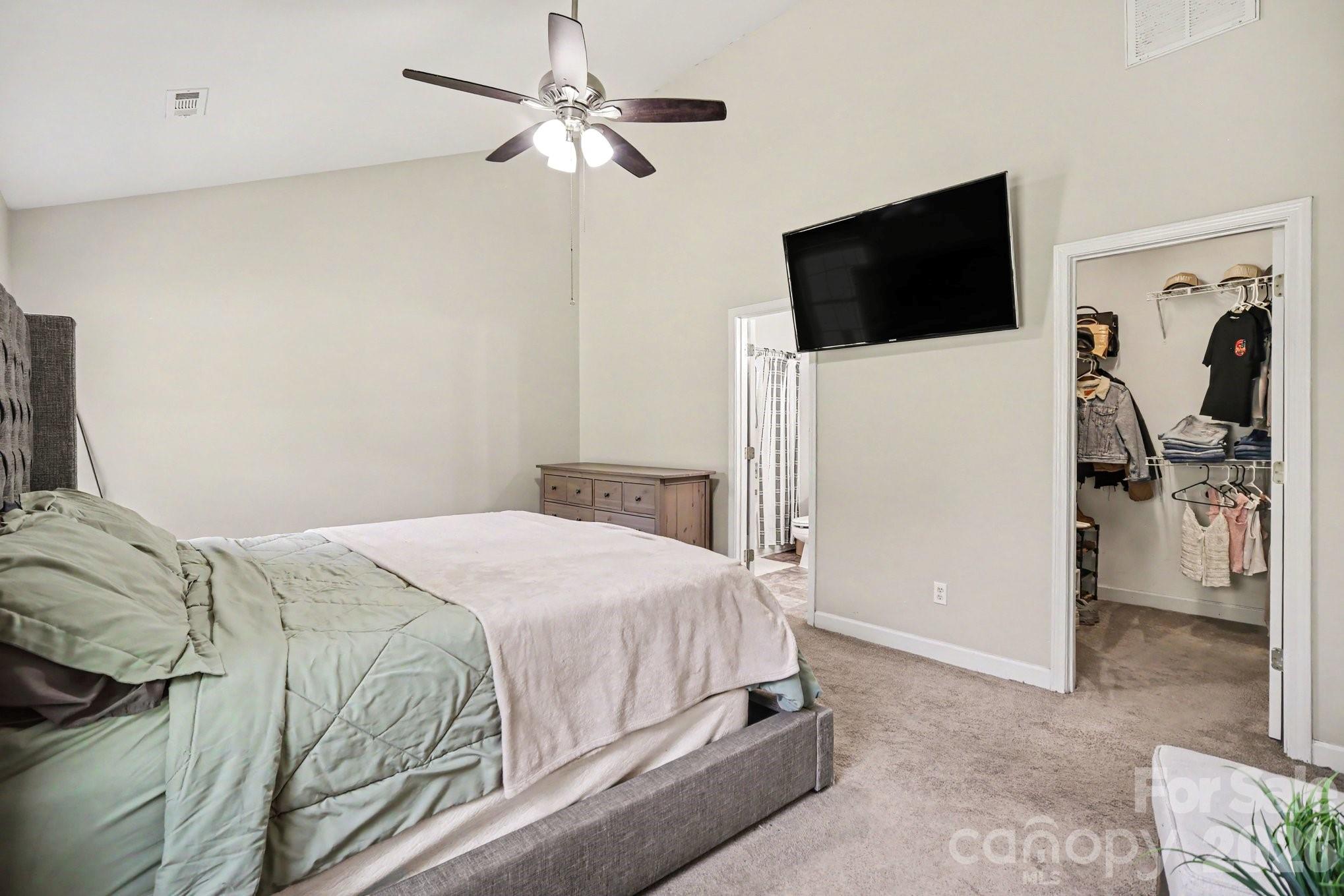132 Brookhollow Drive — Mount Holly