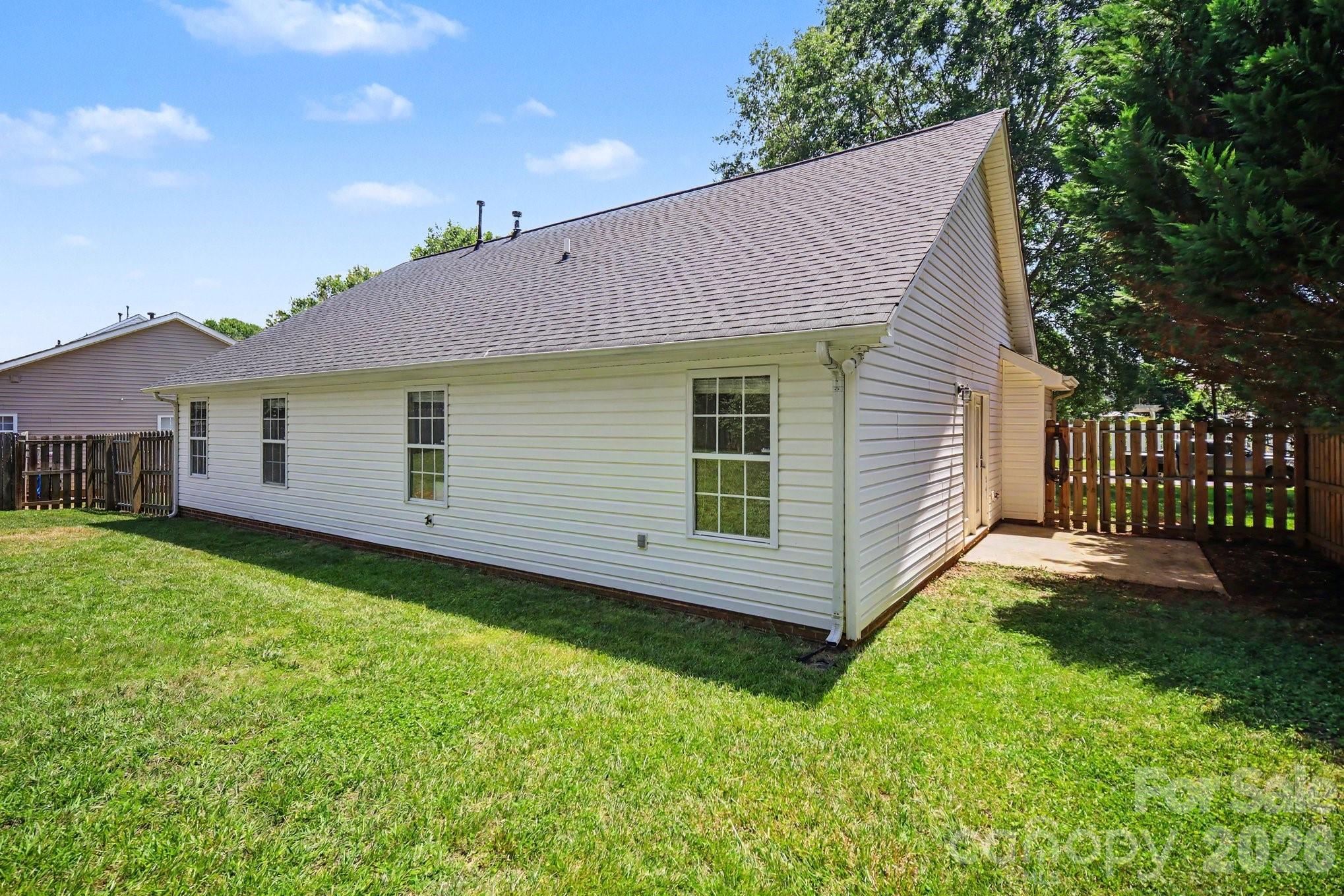 132 Brookhollow Drive — Mount Holly