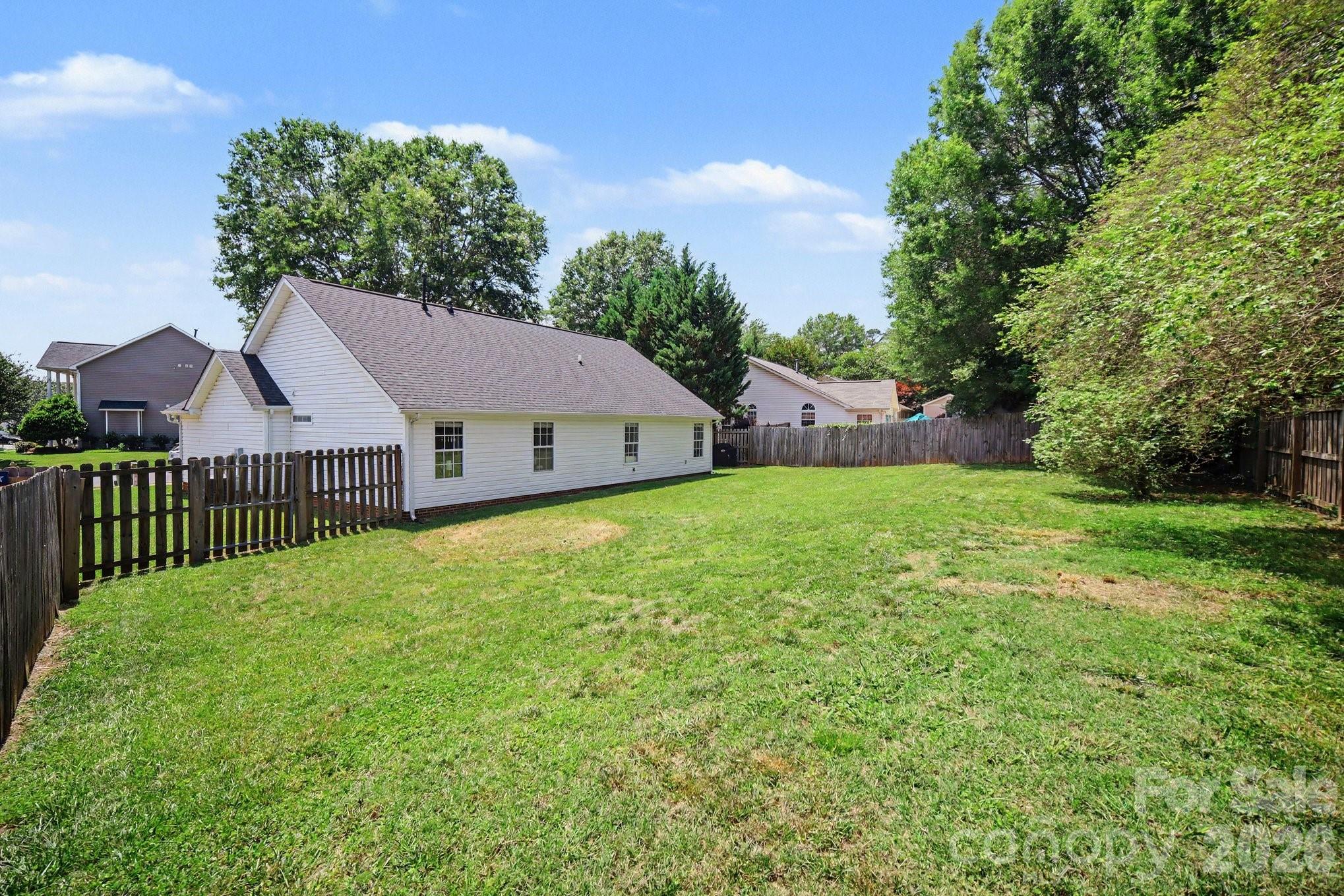132 Brookhollow Drive — Mount Holly