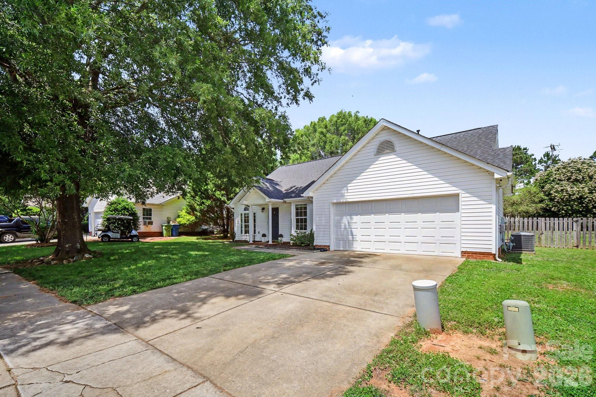 132 Brookhollow Drive — Mount Holly