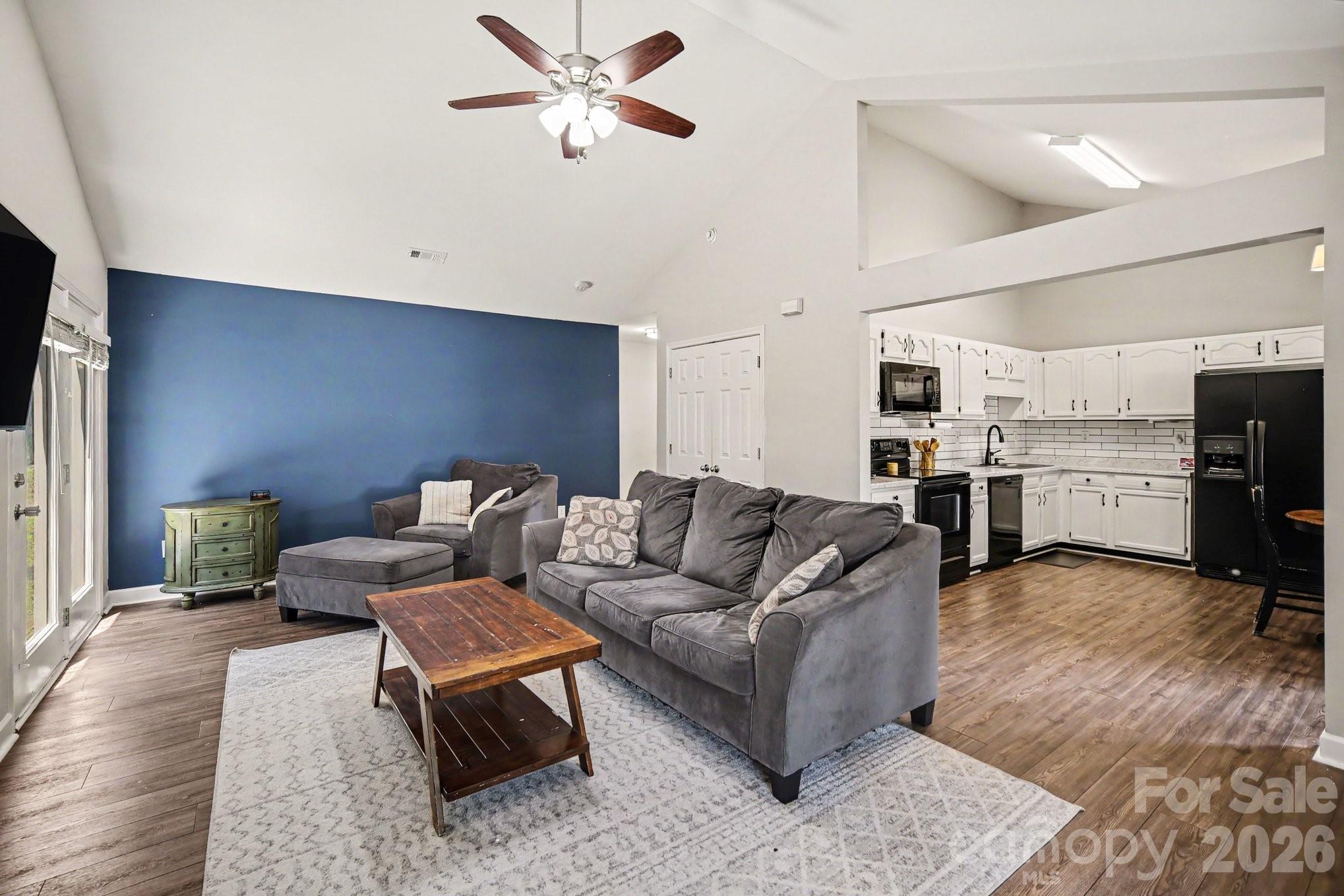 132 Brookhollow Drive — Mount Holly