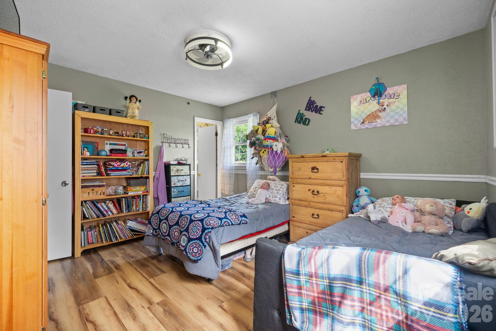 35 Glendale Drive — Spruce Pine