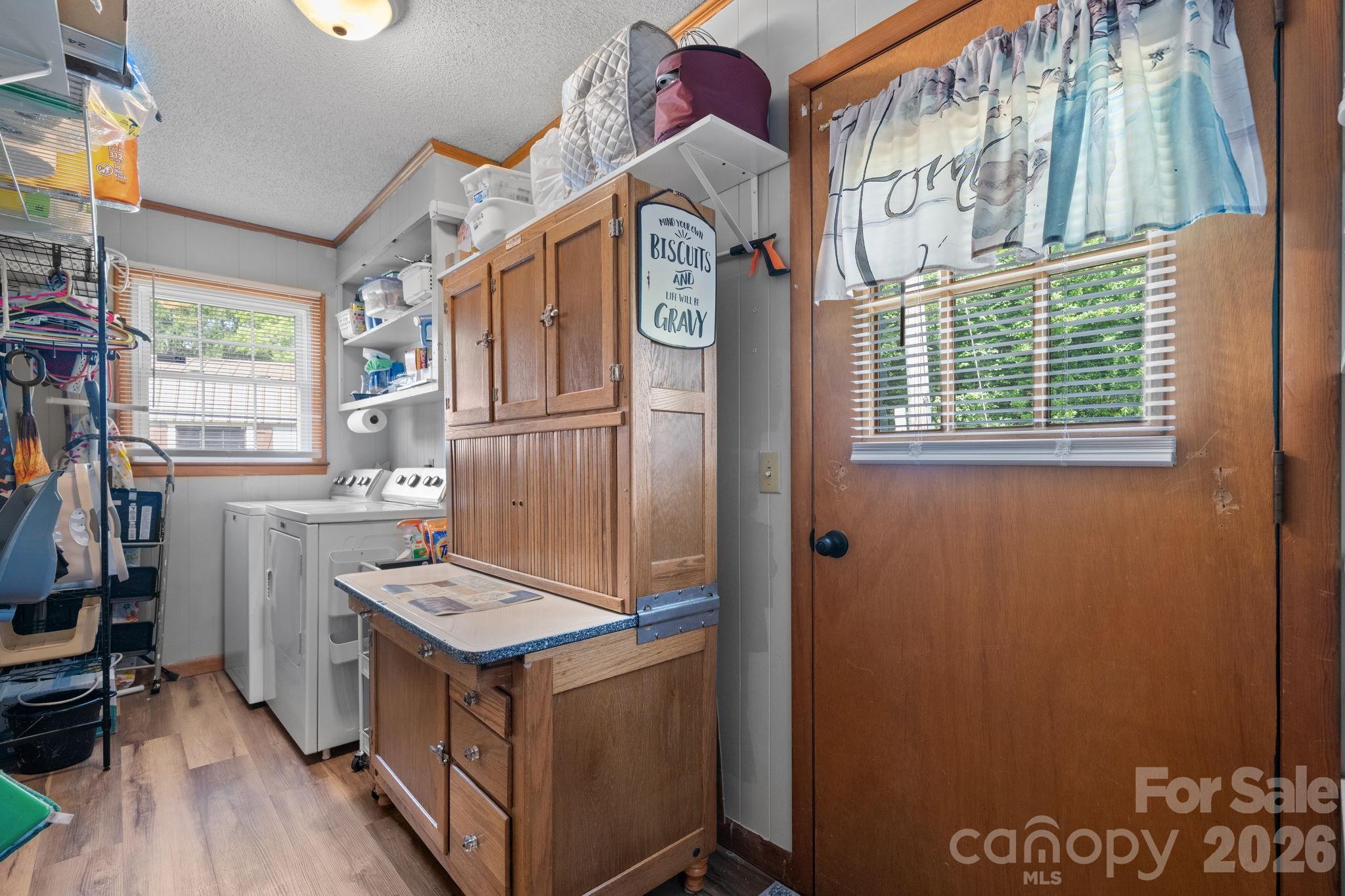 35 Glendale Drive — Spruce Pine