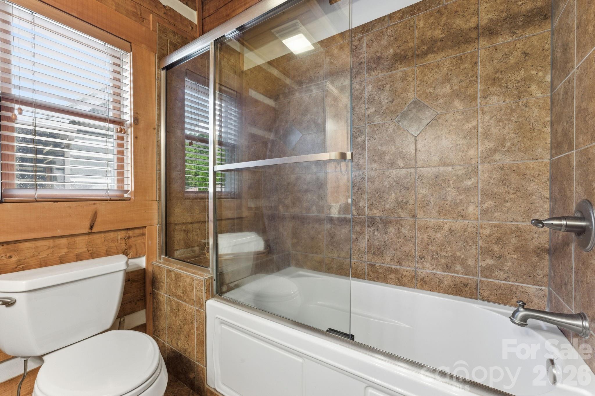 17 Rachels Circle — Maggie Valley