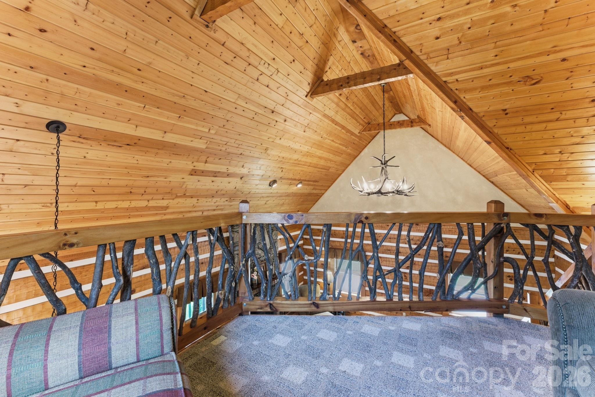 17 Rachels Circle — Maggie Valley