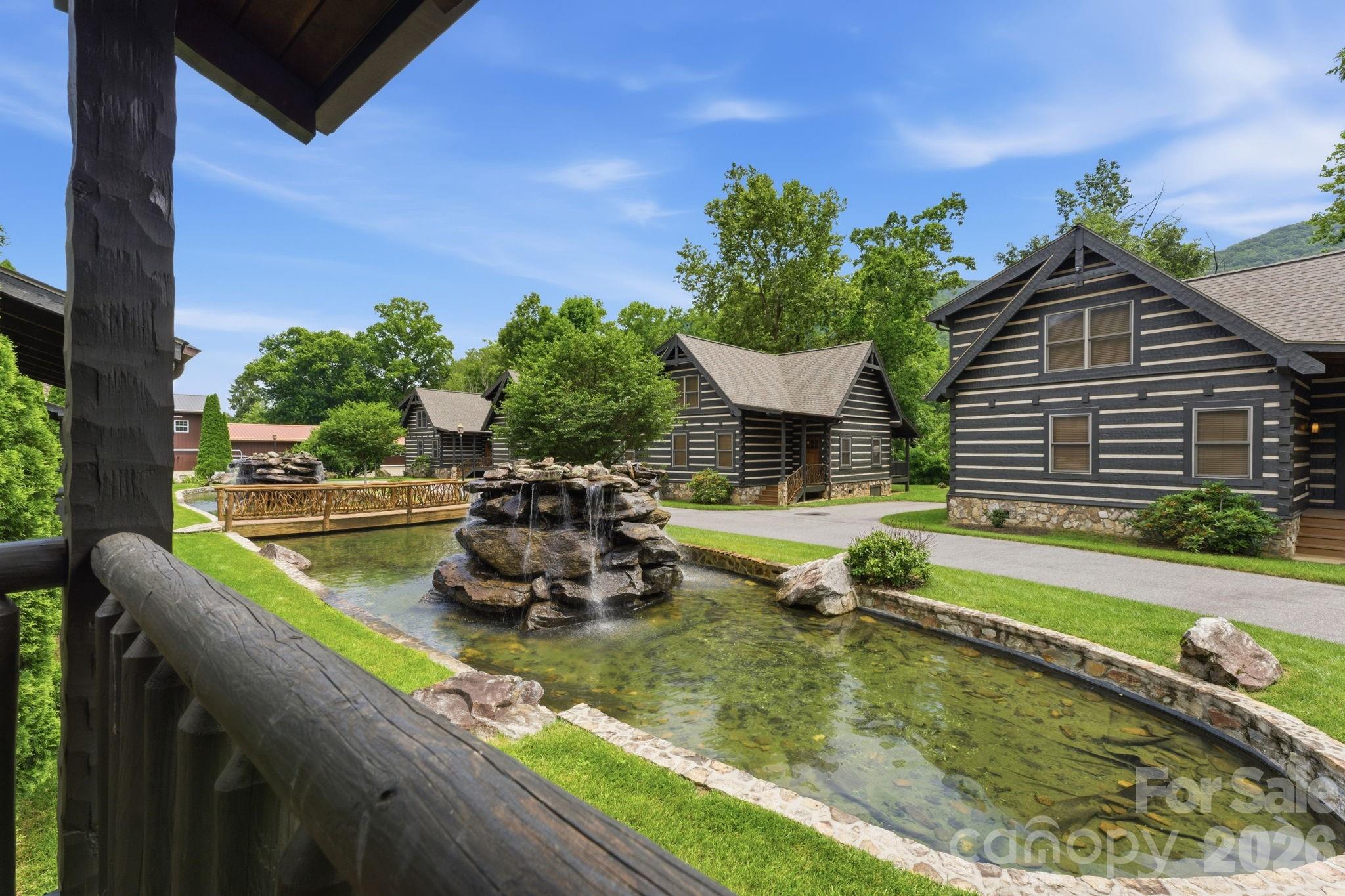 17 Rachels Circle — Maggie Valley
