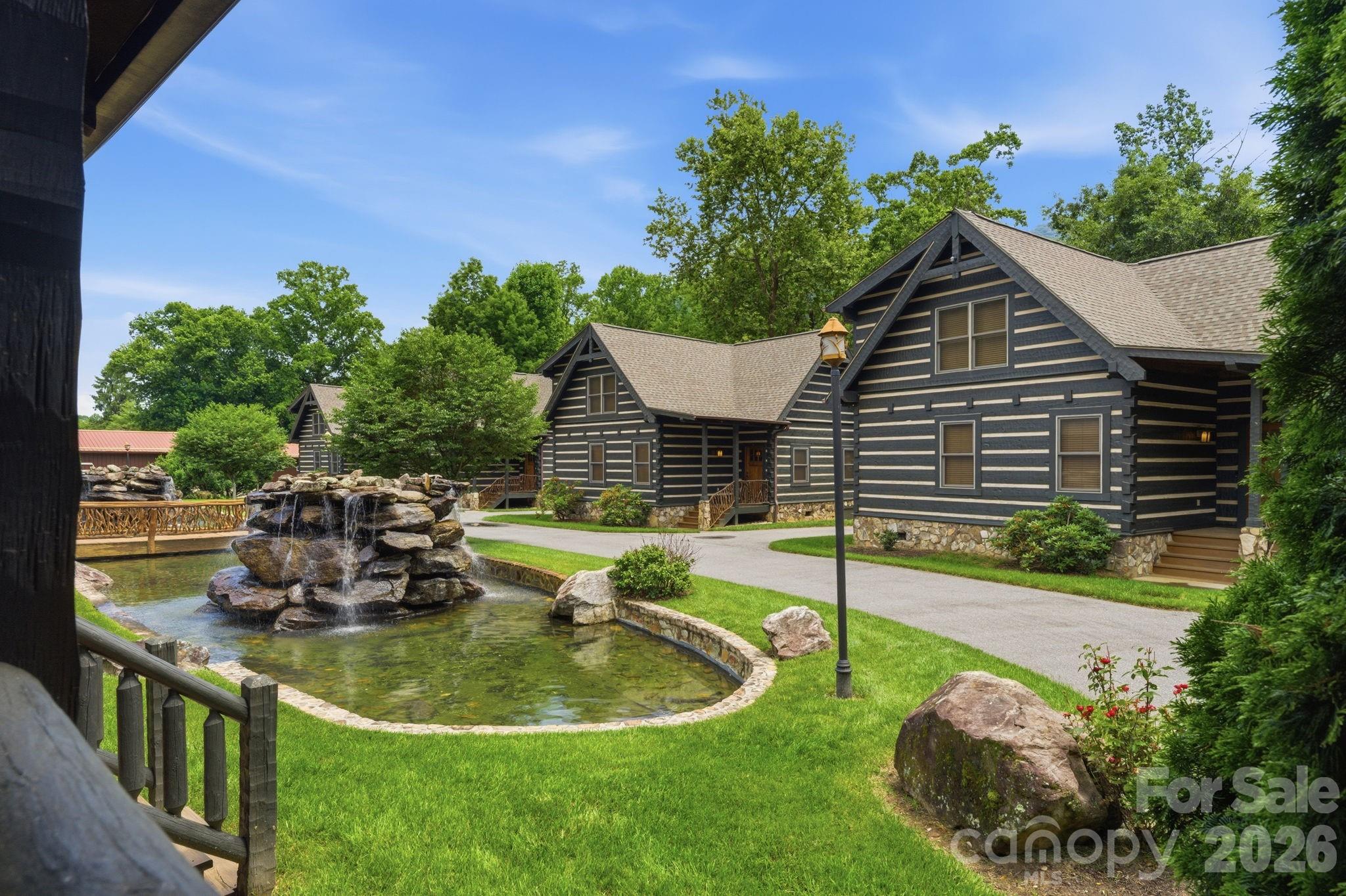 17 Rachels Circle — Maggie Valley