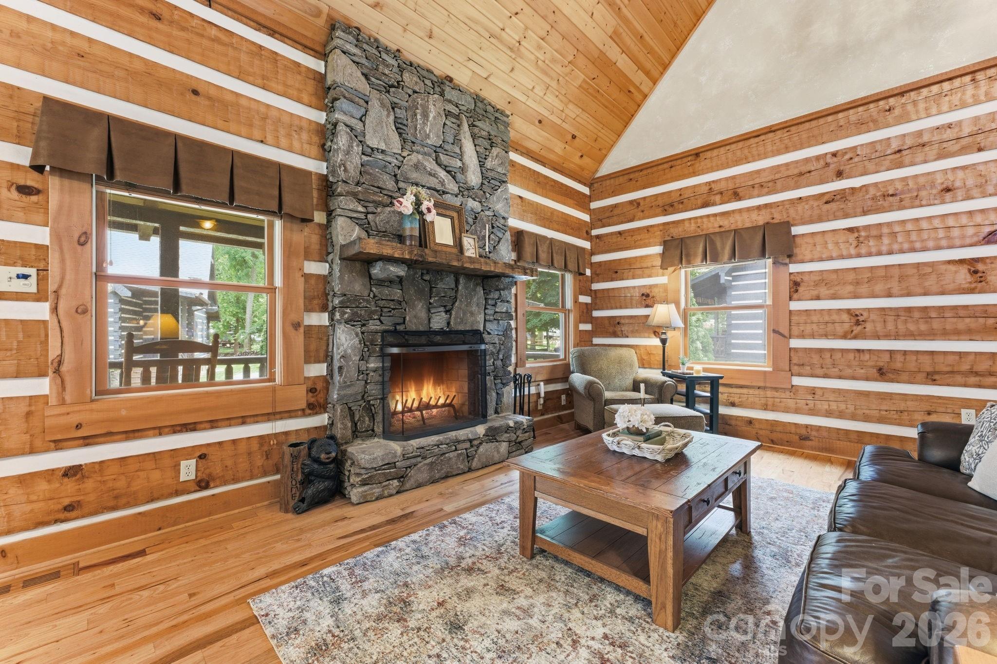 17 Rachels Circle — Maggie Valley