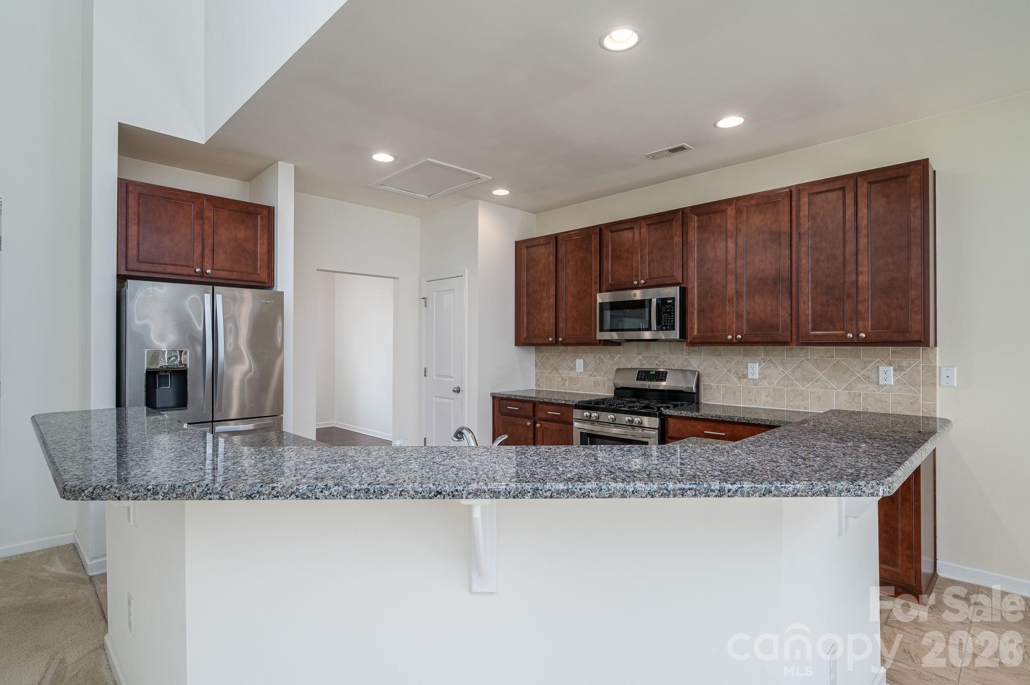 612 Augustus Lane — Mount Holly