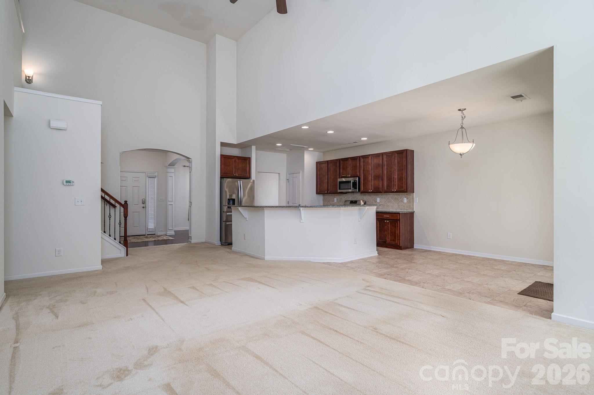 612 Augustus Lane — Mount Holly