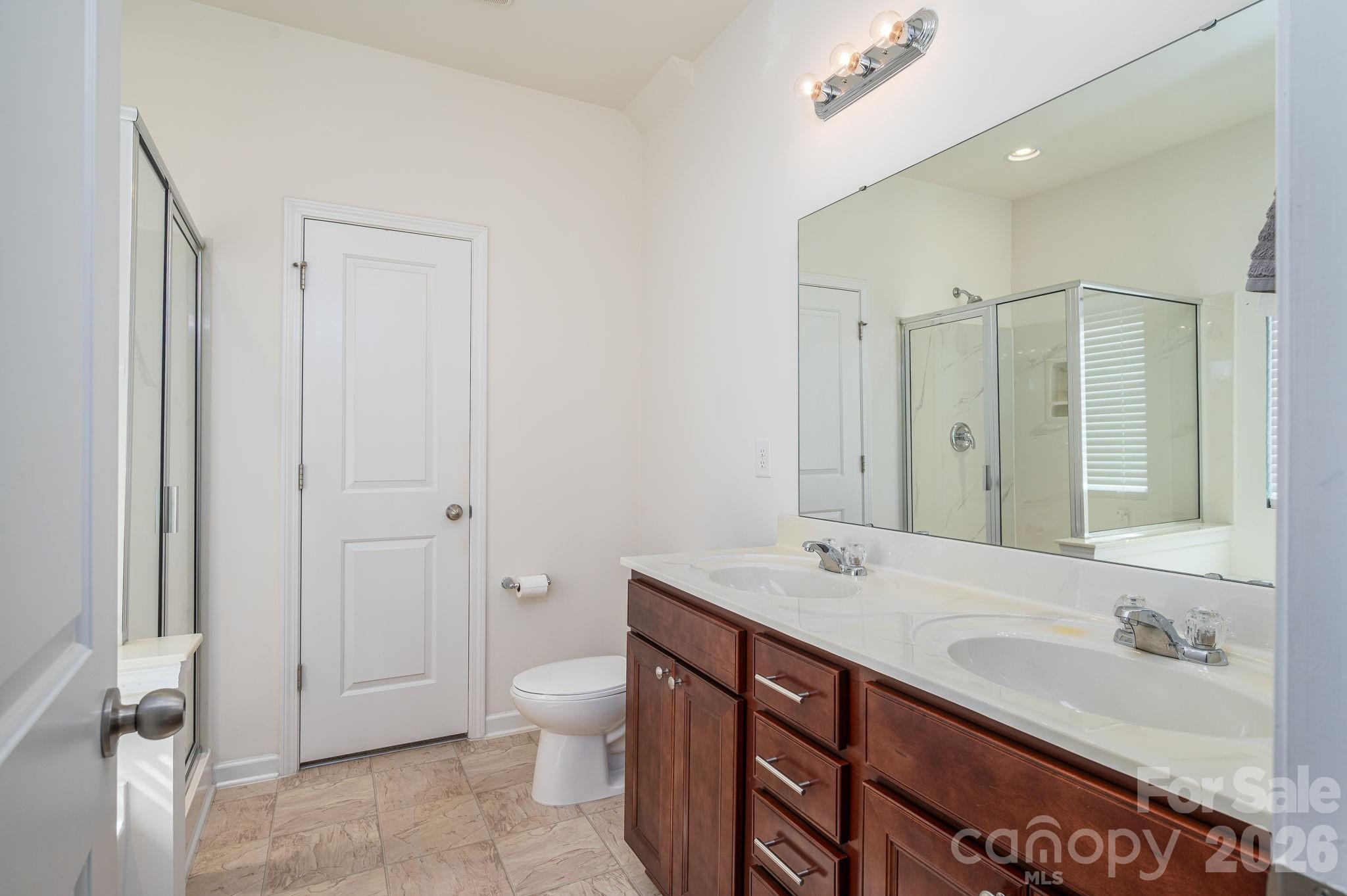 612 Augustus Lane — Mount Holly
