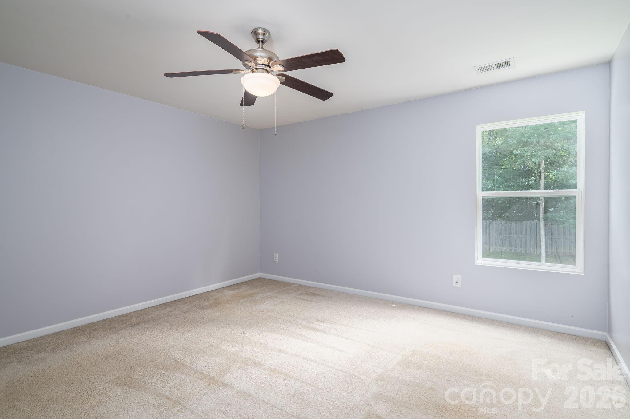 612 Augustus Lane — Mount Holly