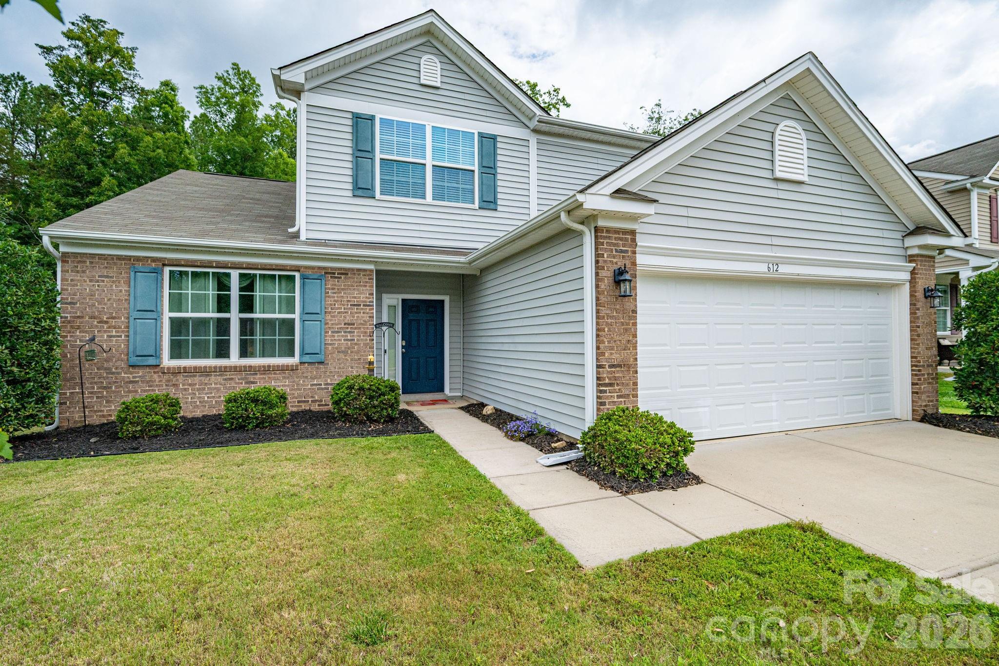 612 Augustus Lane — Mount Holly