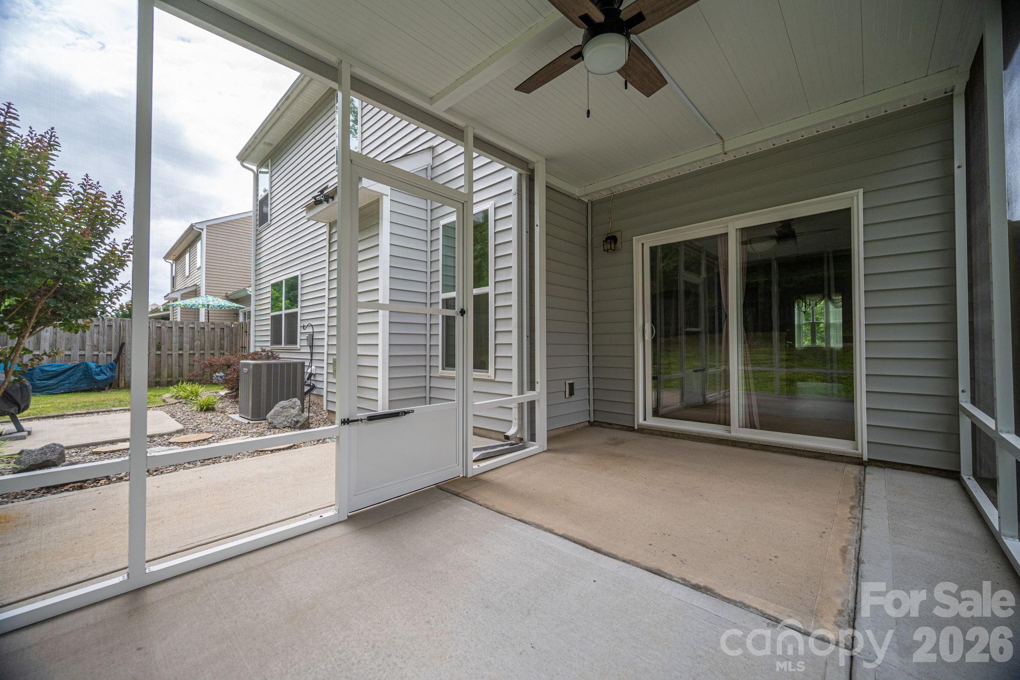612 Augustus Lane — Mount Holly