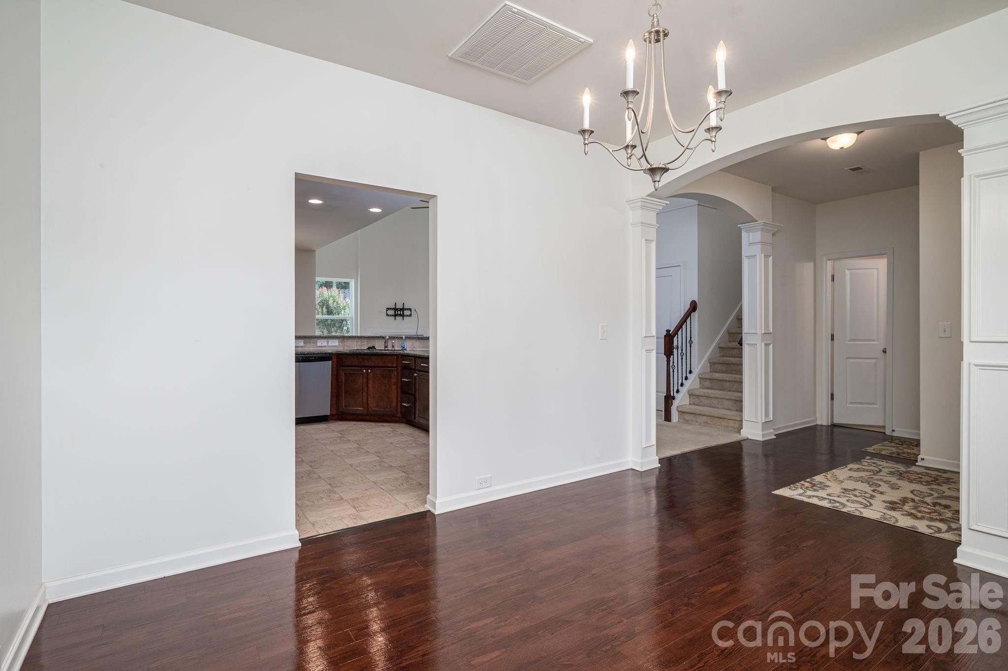 612 Augustus Lane — Mount Holly