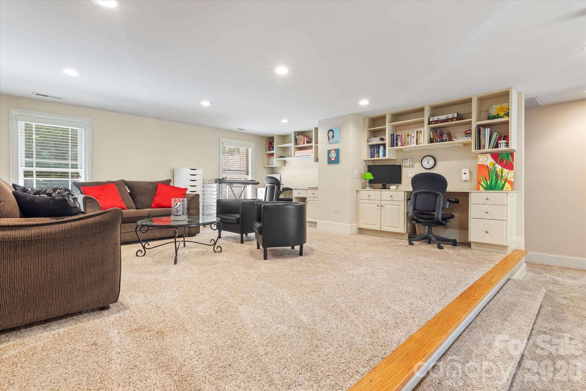 6324 Pumpernickel Lane — Monroe