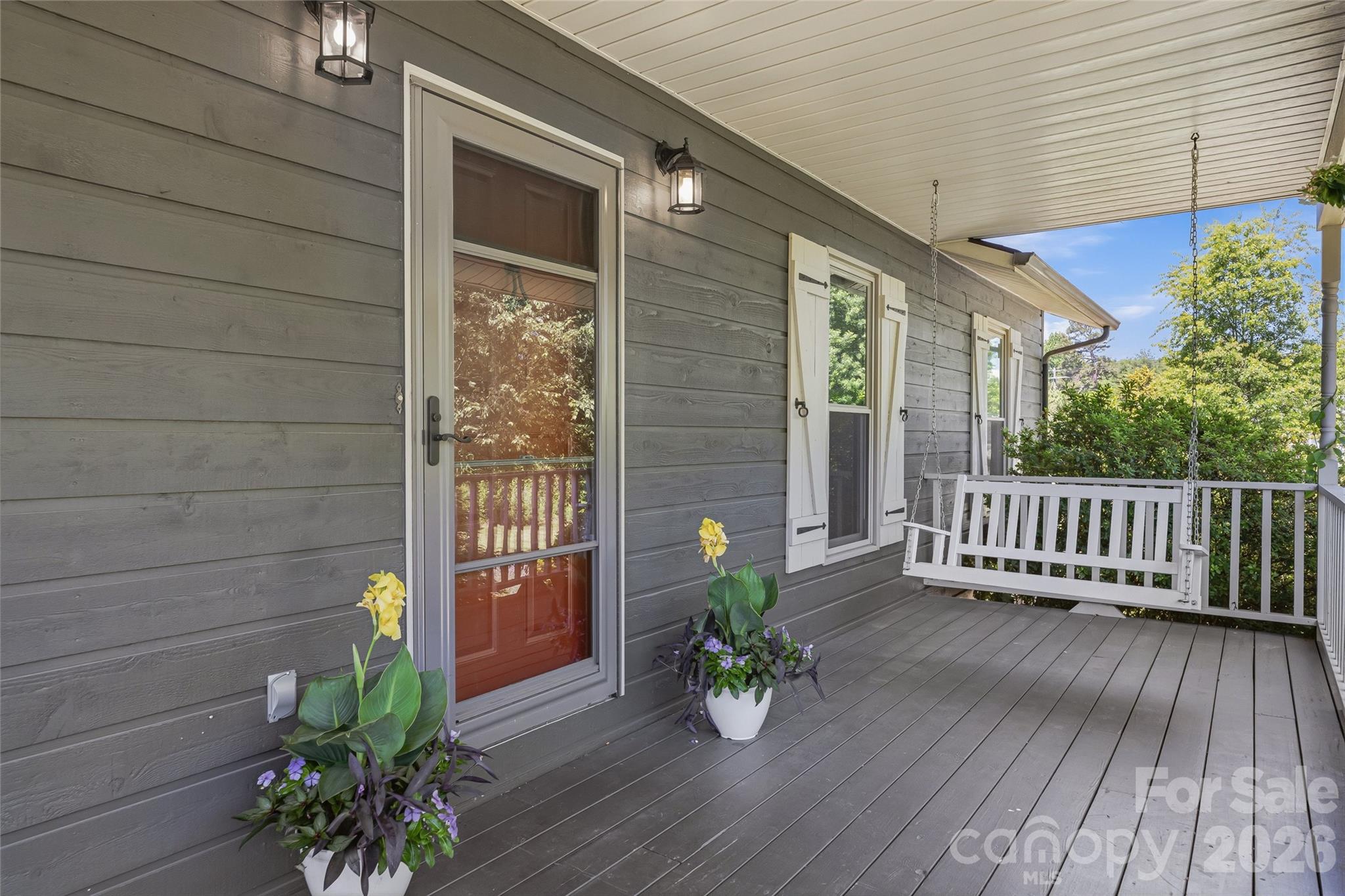279 Woody Lane — Asheville