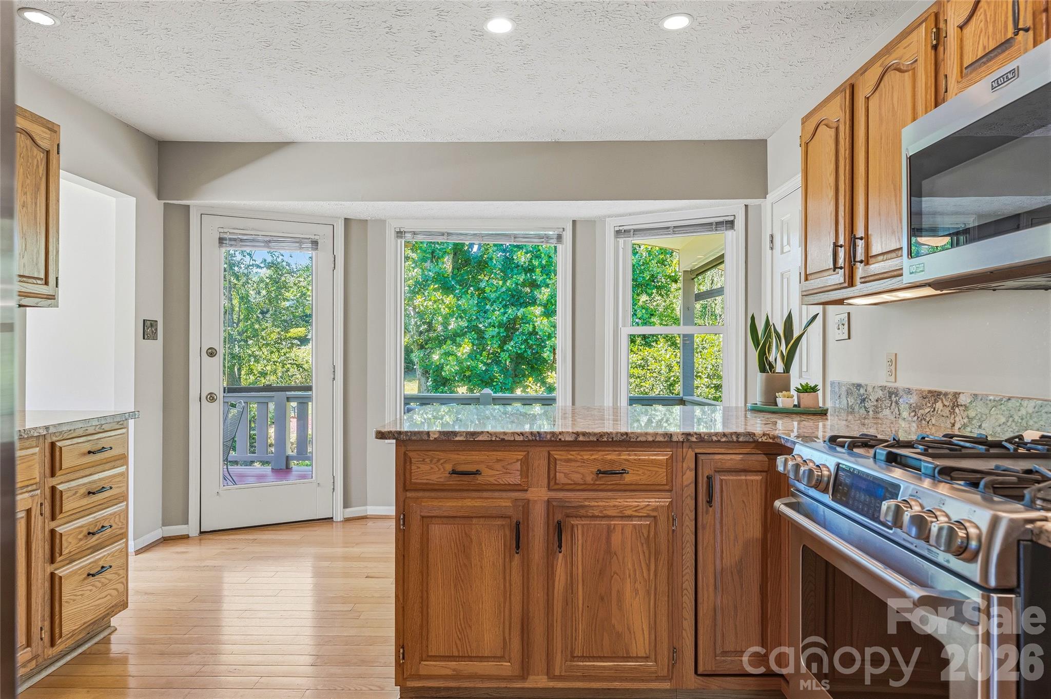 279 Woody Lane — Asheville