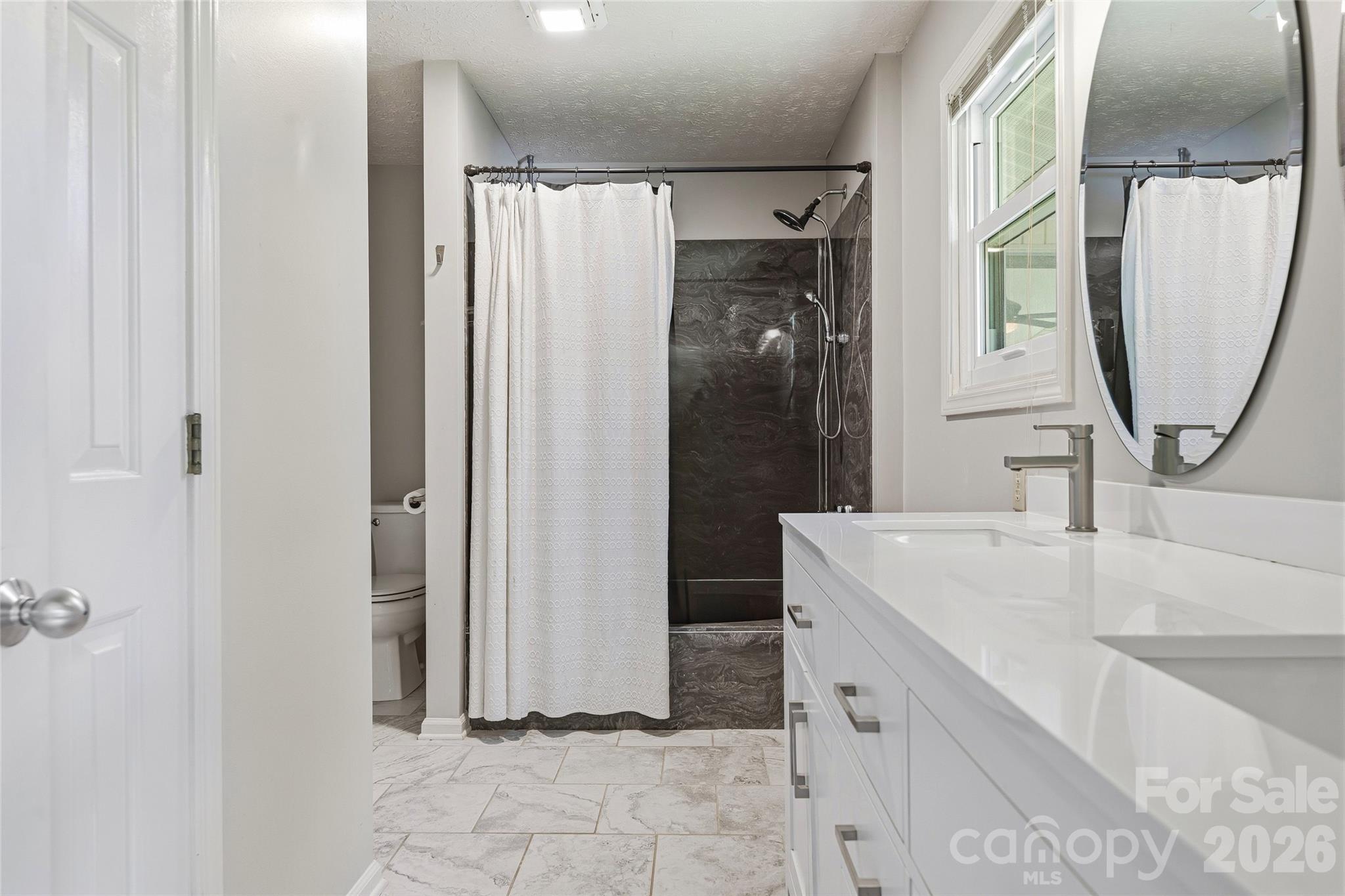 279 Woody Lane — Asheville