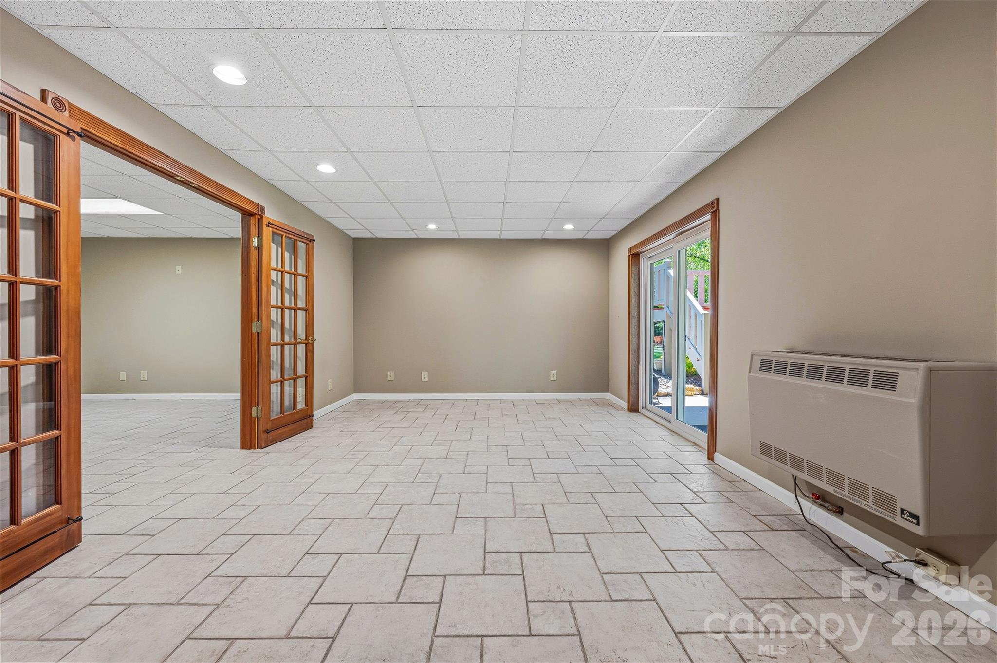 279 Woody Lane — Asheville