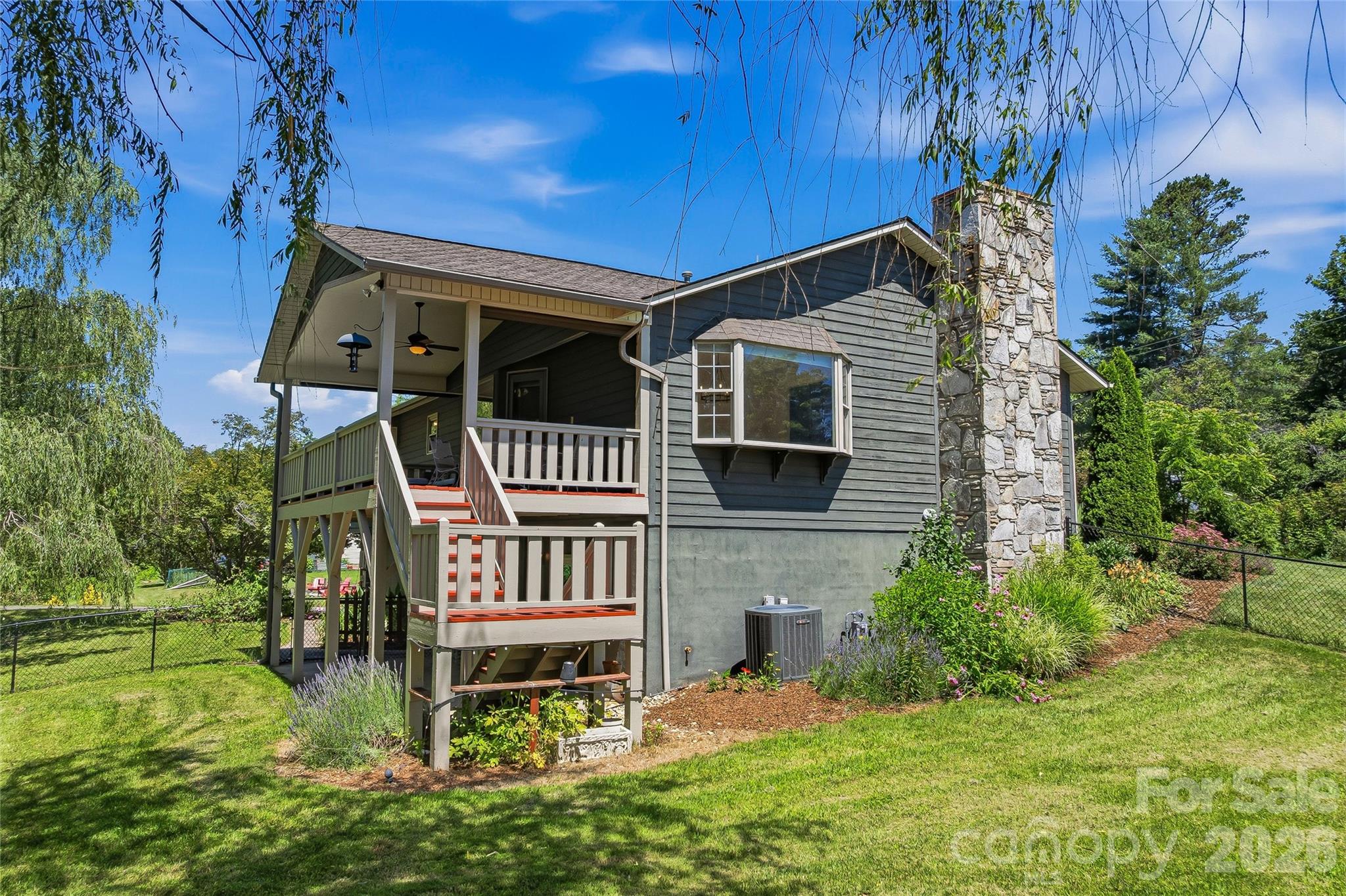 279 Woody Lane — Asheville