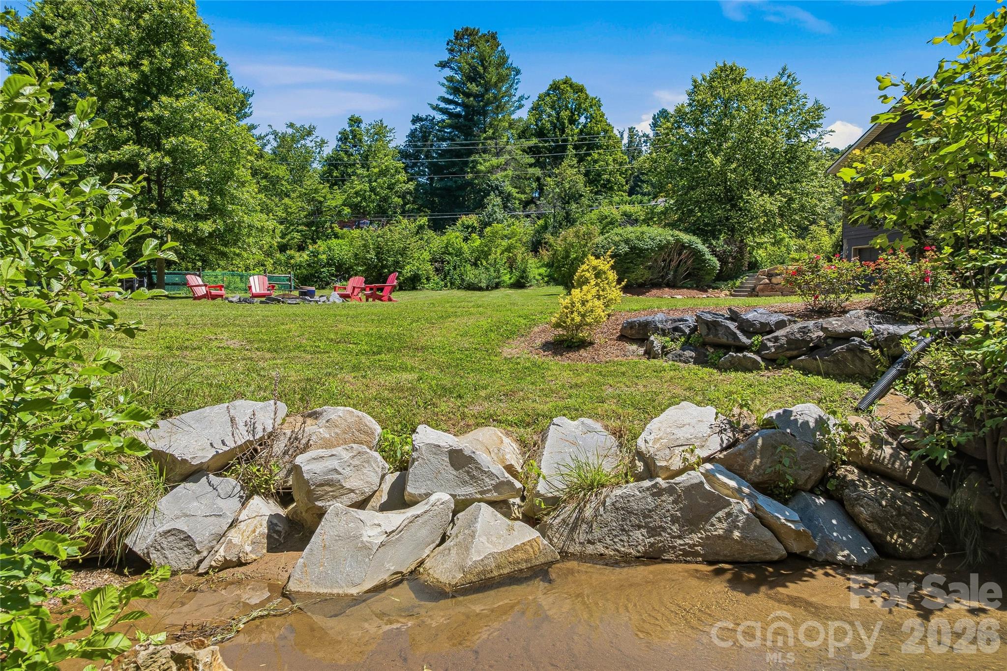 279 Woody Lane — Asheville