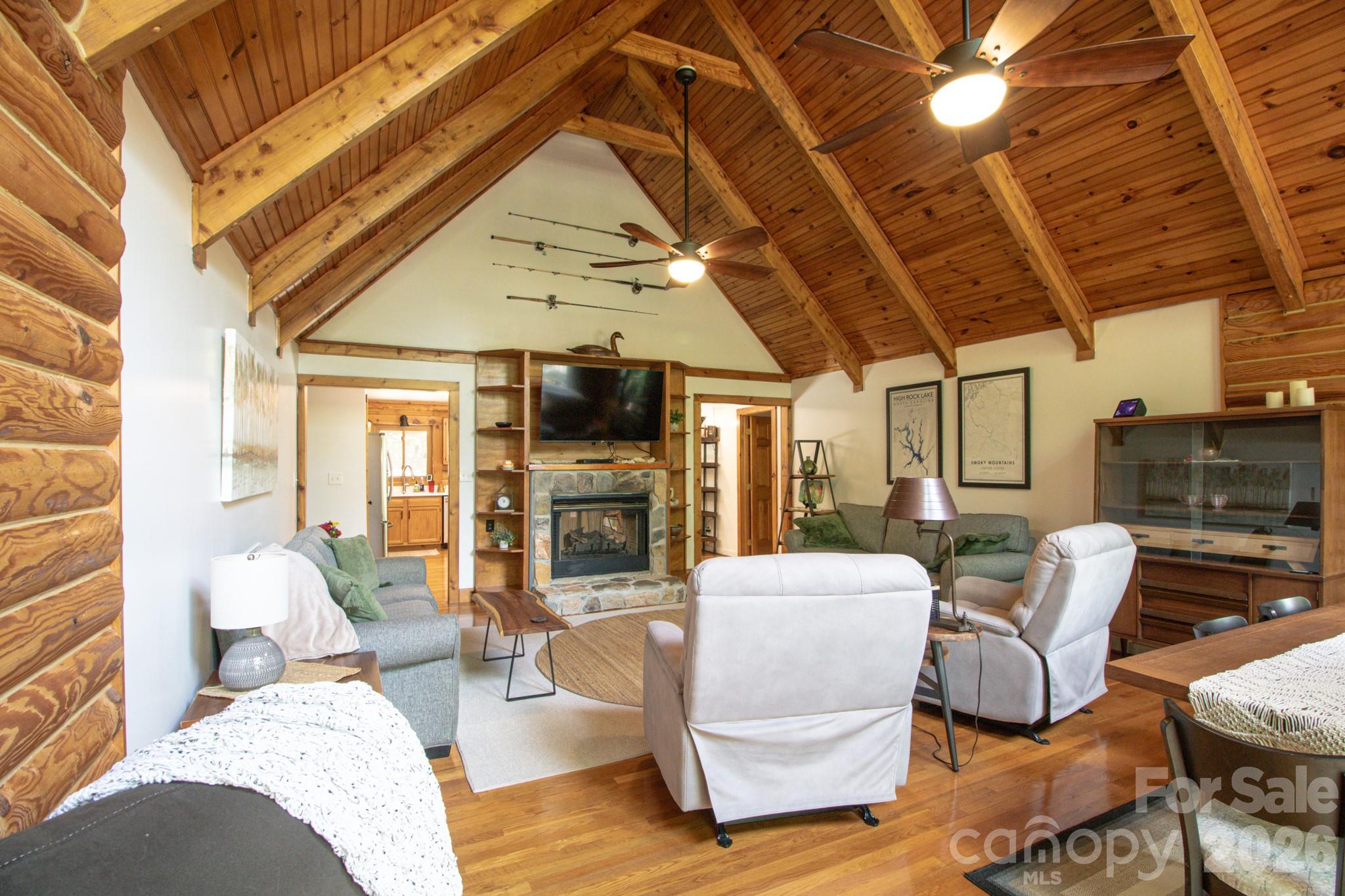 2211 Rocky Cove Lane — Denton