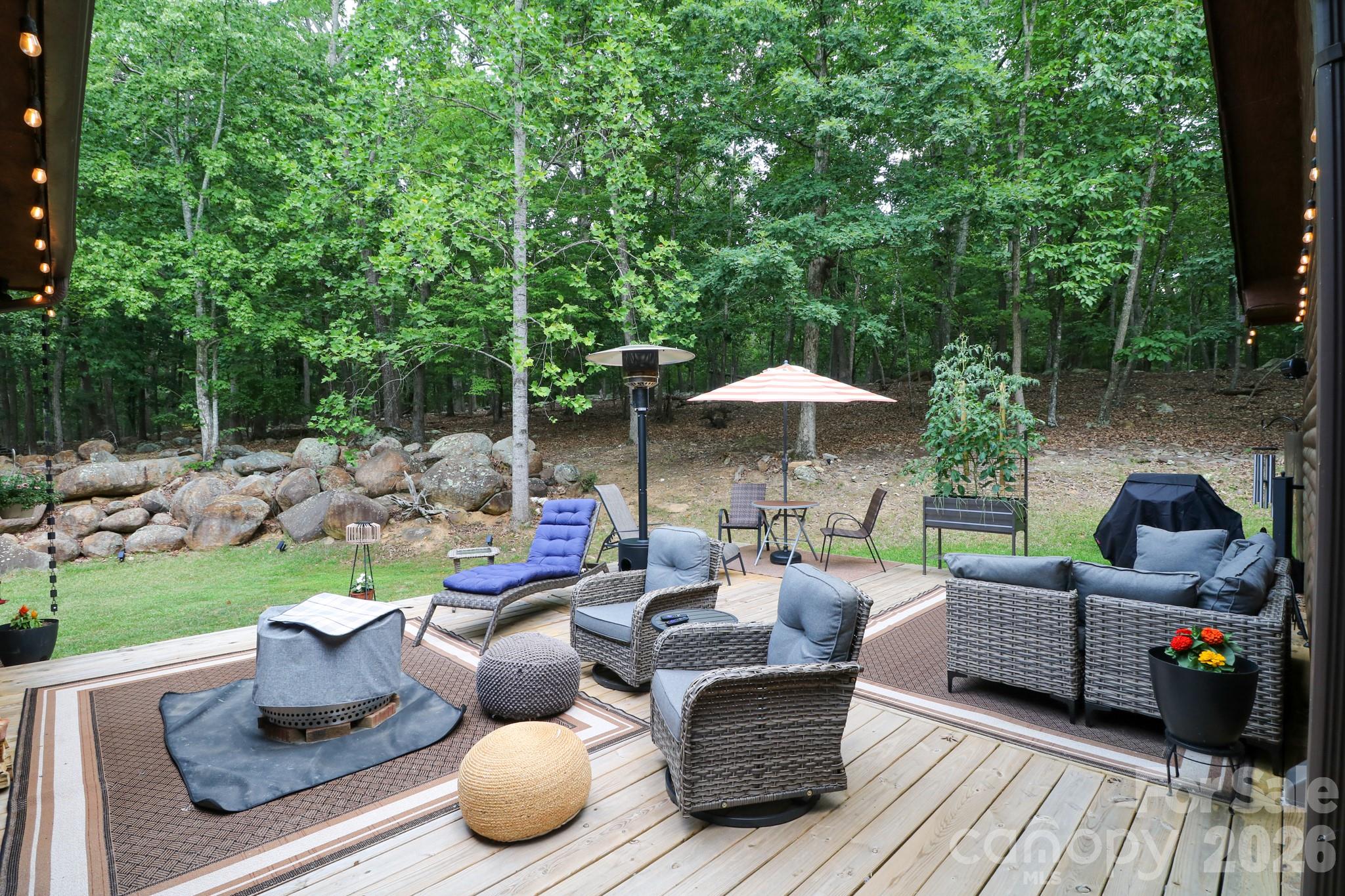 2211 Rocky Cove Lane — Denton