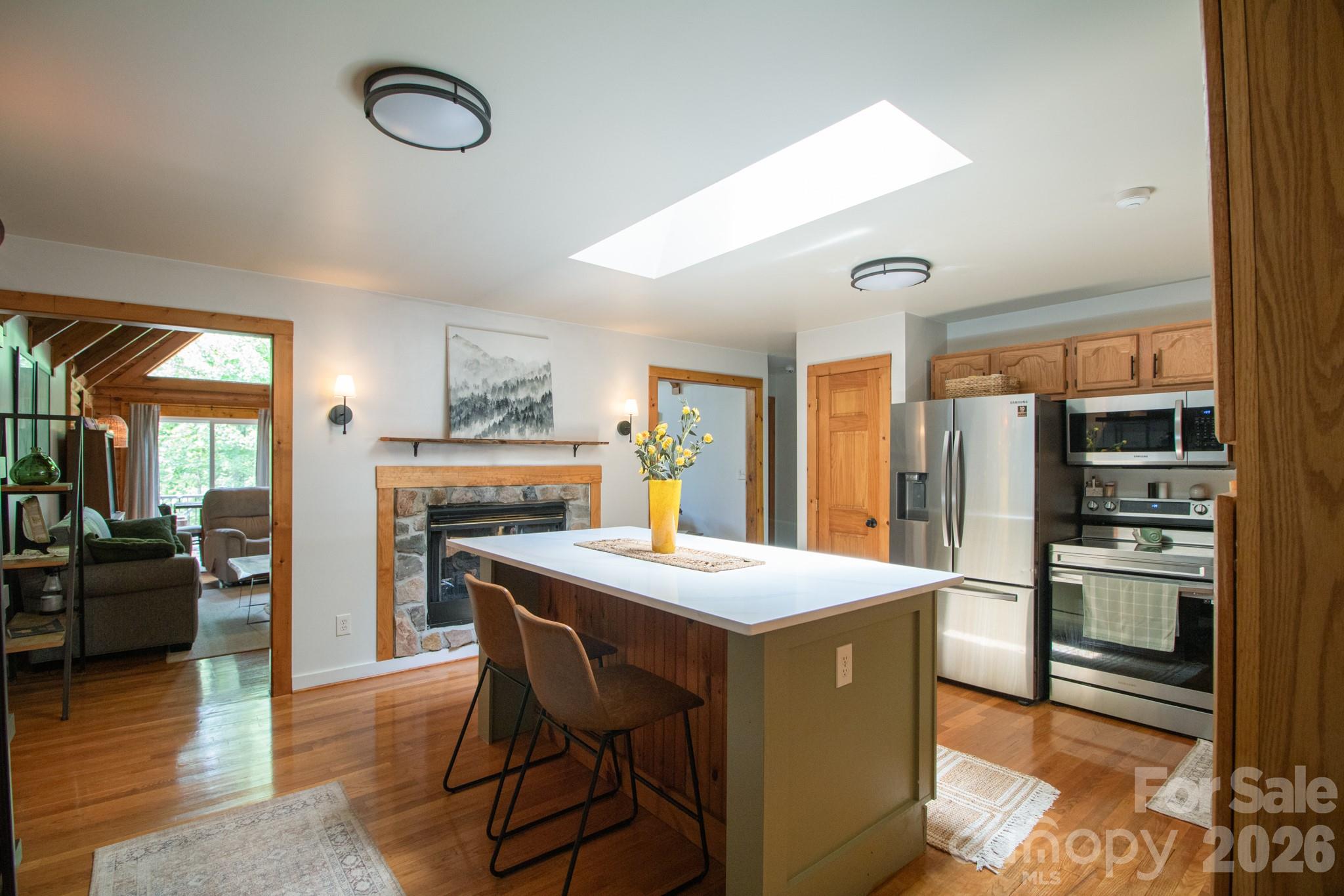 2211 Rocky Cove Lane — Denton
