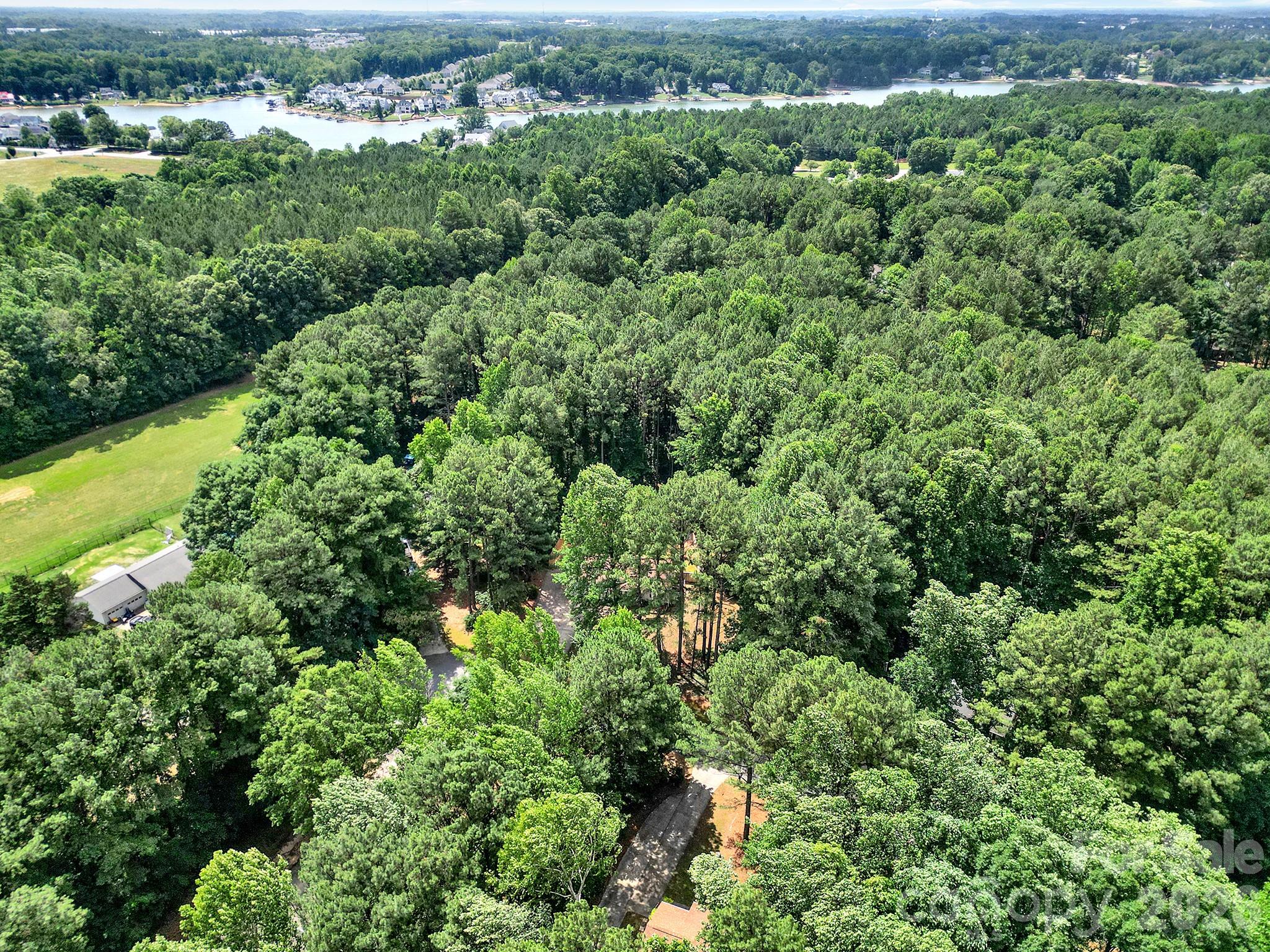 123 Greentree Drive — Mooresville