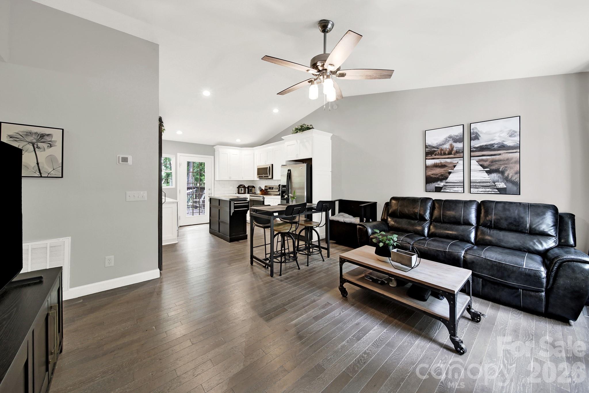 123 Greentree Drive — Mooresville