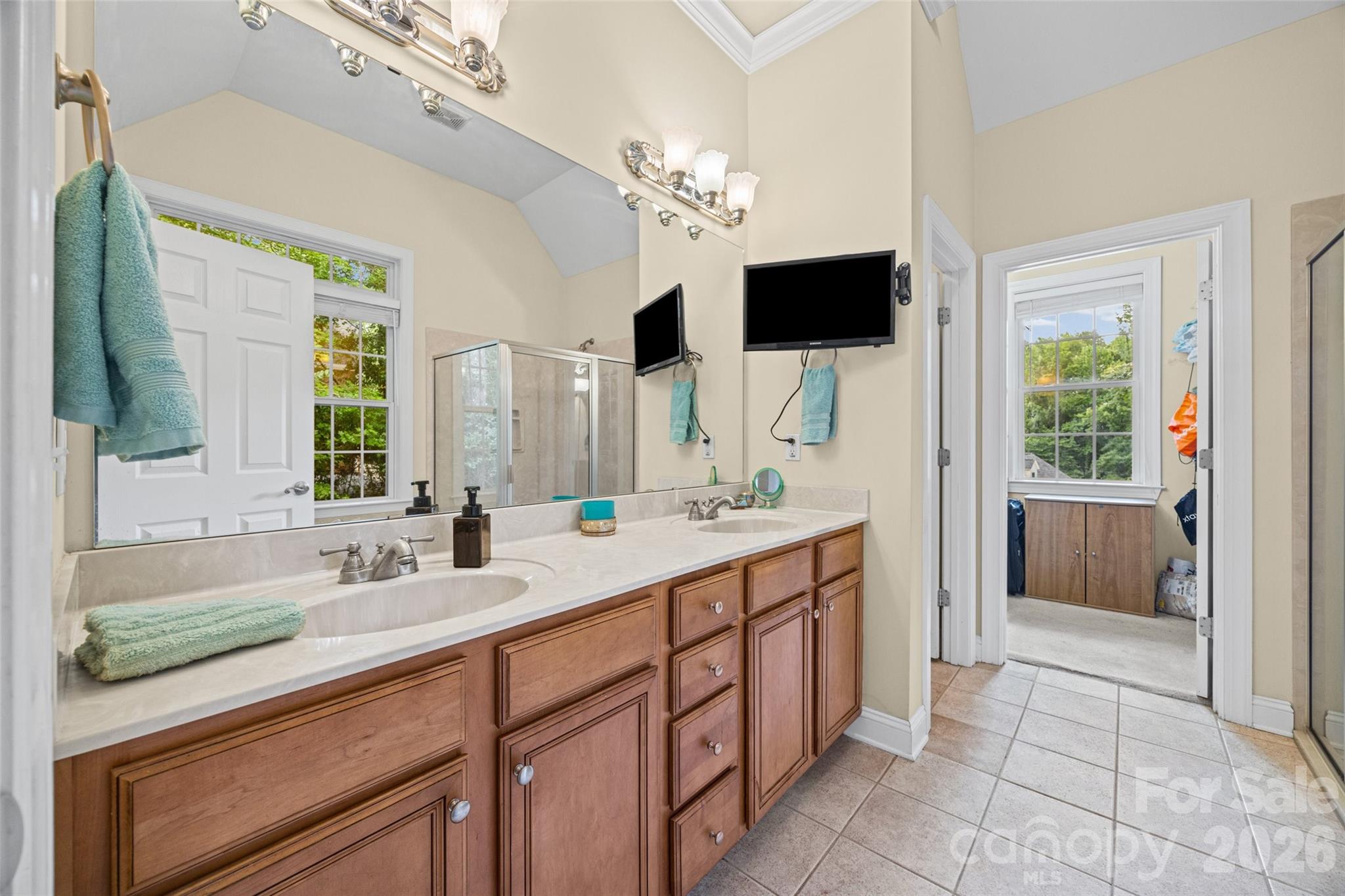 2035 Slippery Rock Cove — Clover