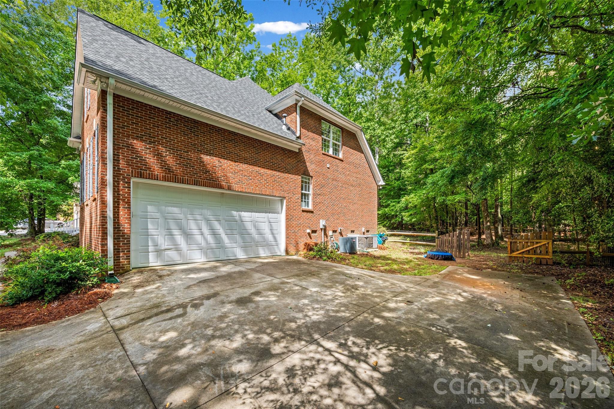 2035 Slippery Rock Cove — Clover
