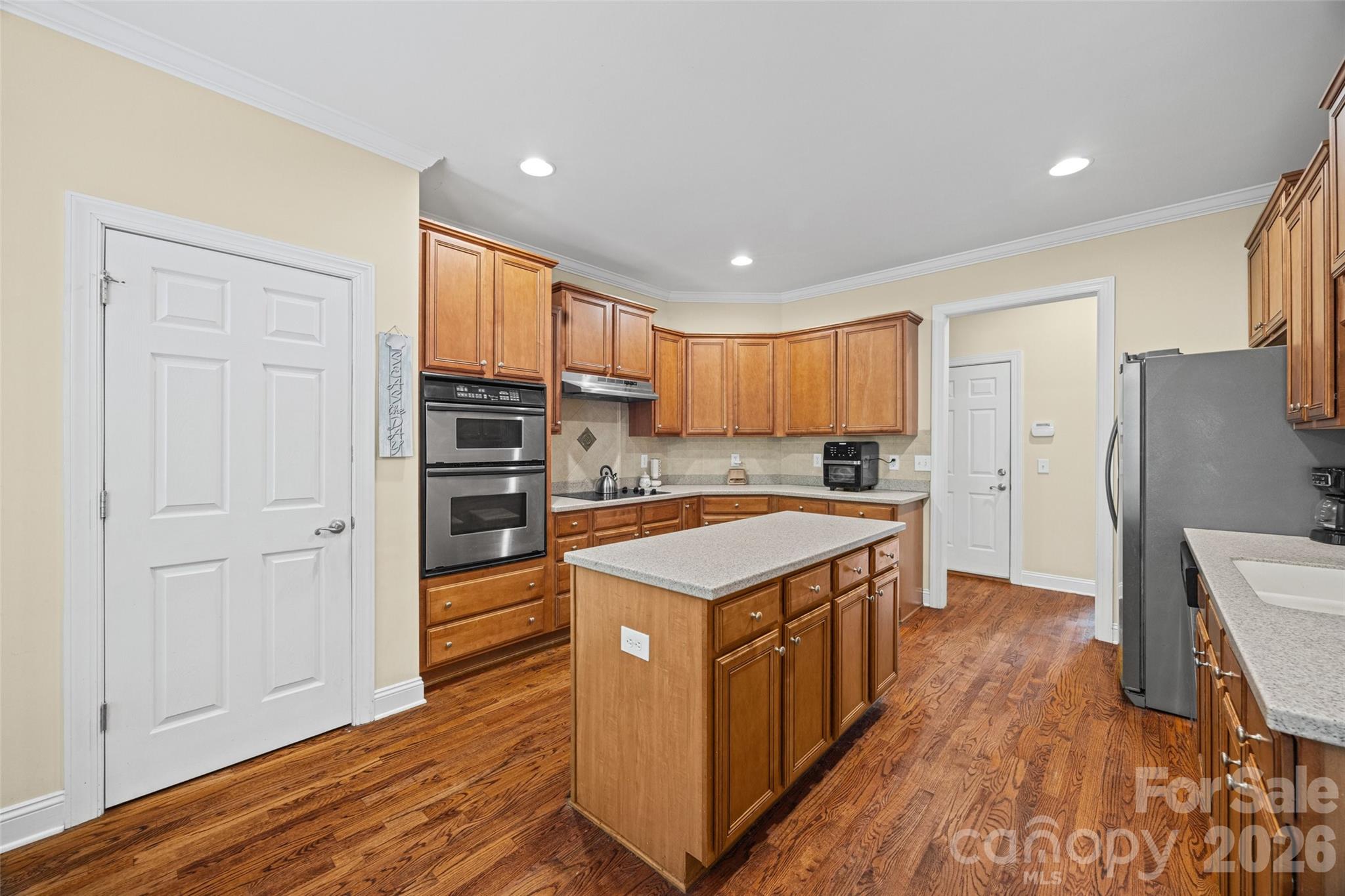 2035 Slippery Rock Cove — Clover