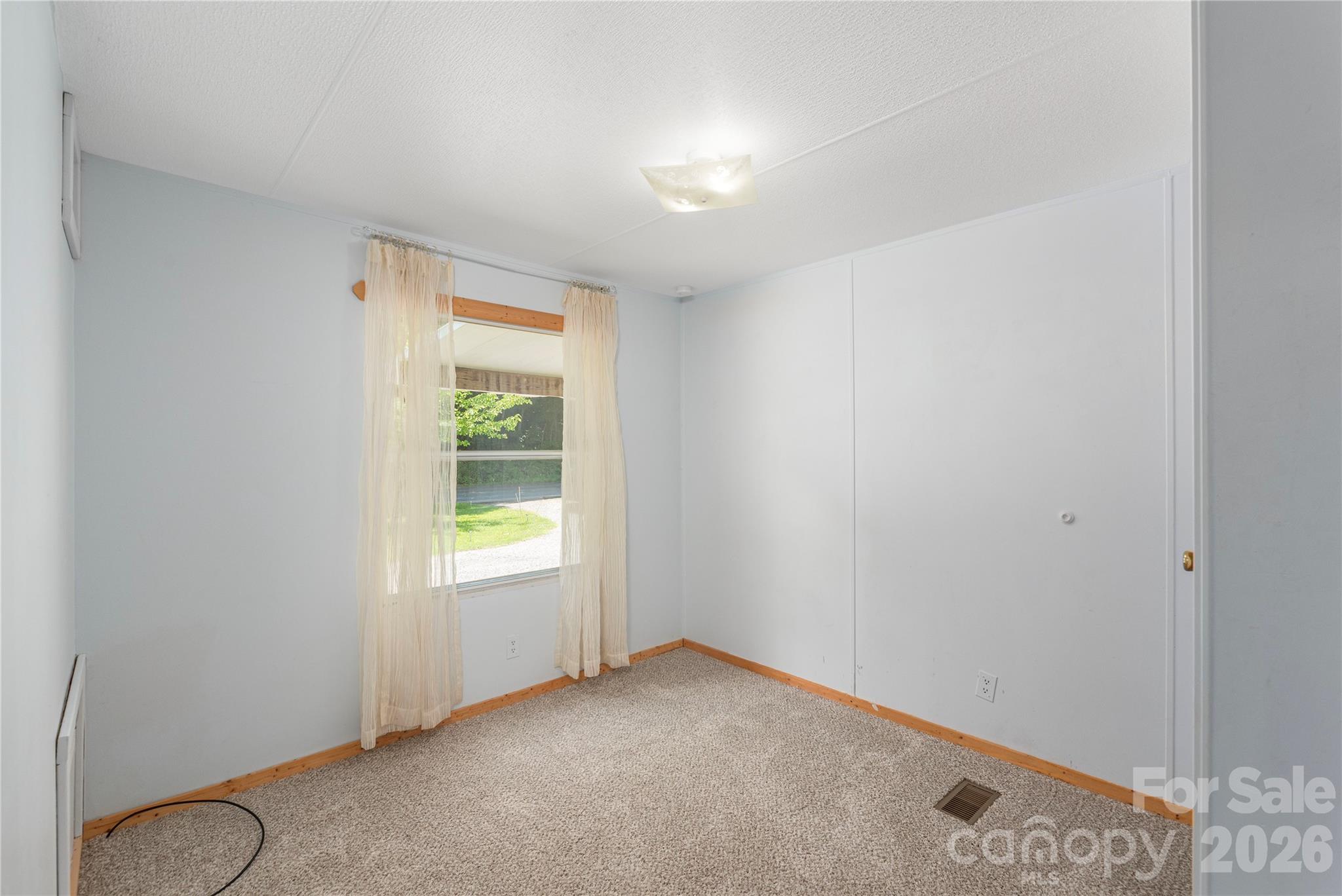 1458 Old Balsam Road — Waynesville