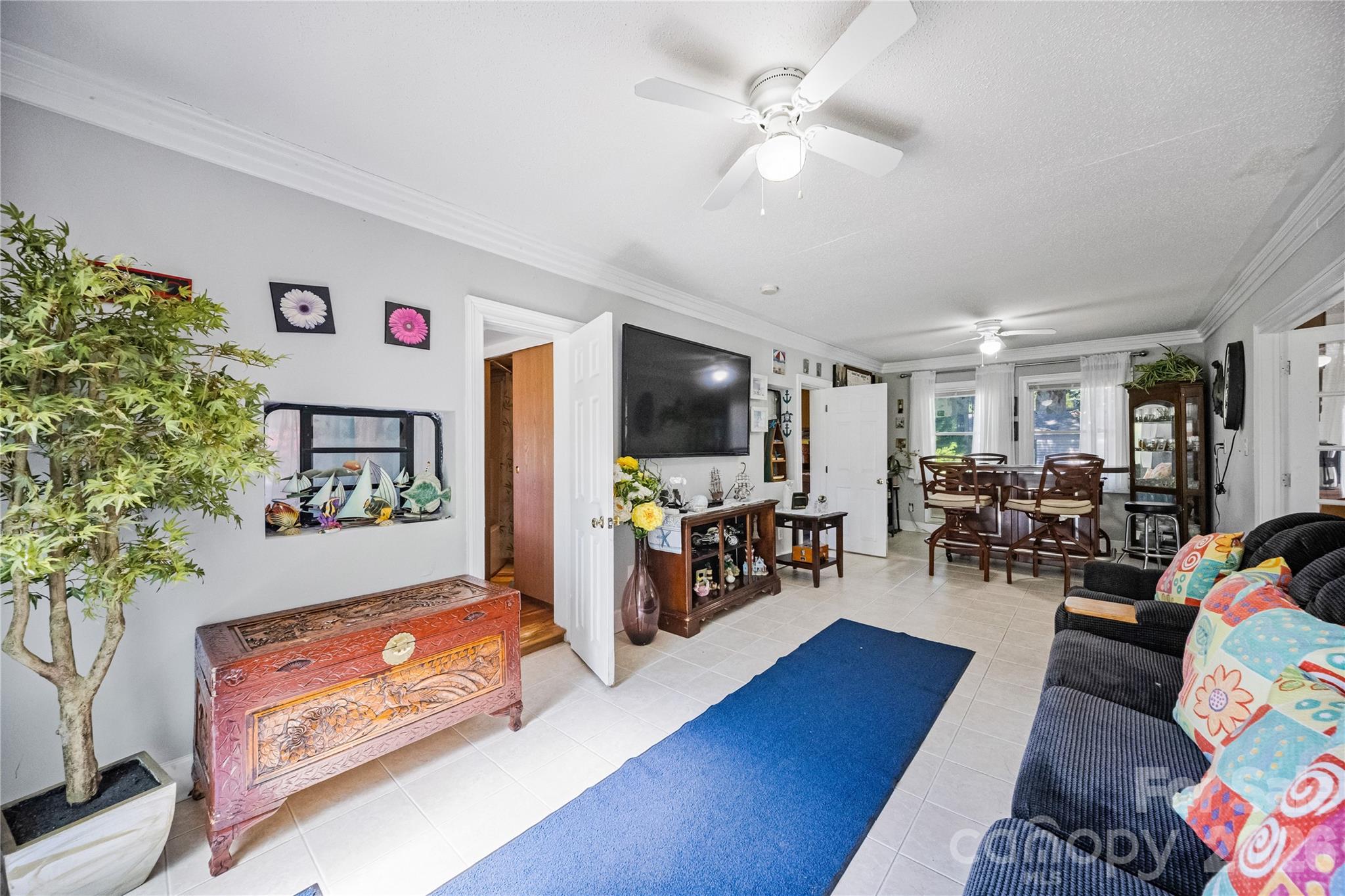 107 Dove Lane — New London