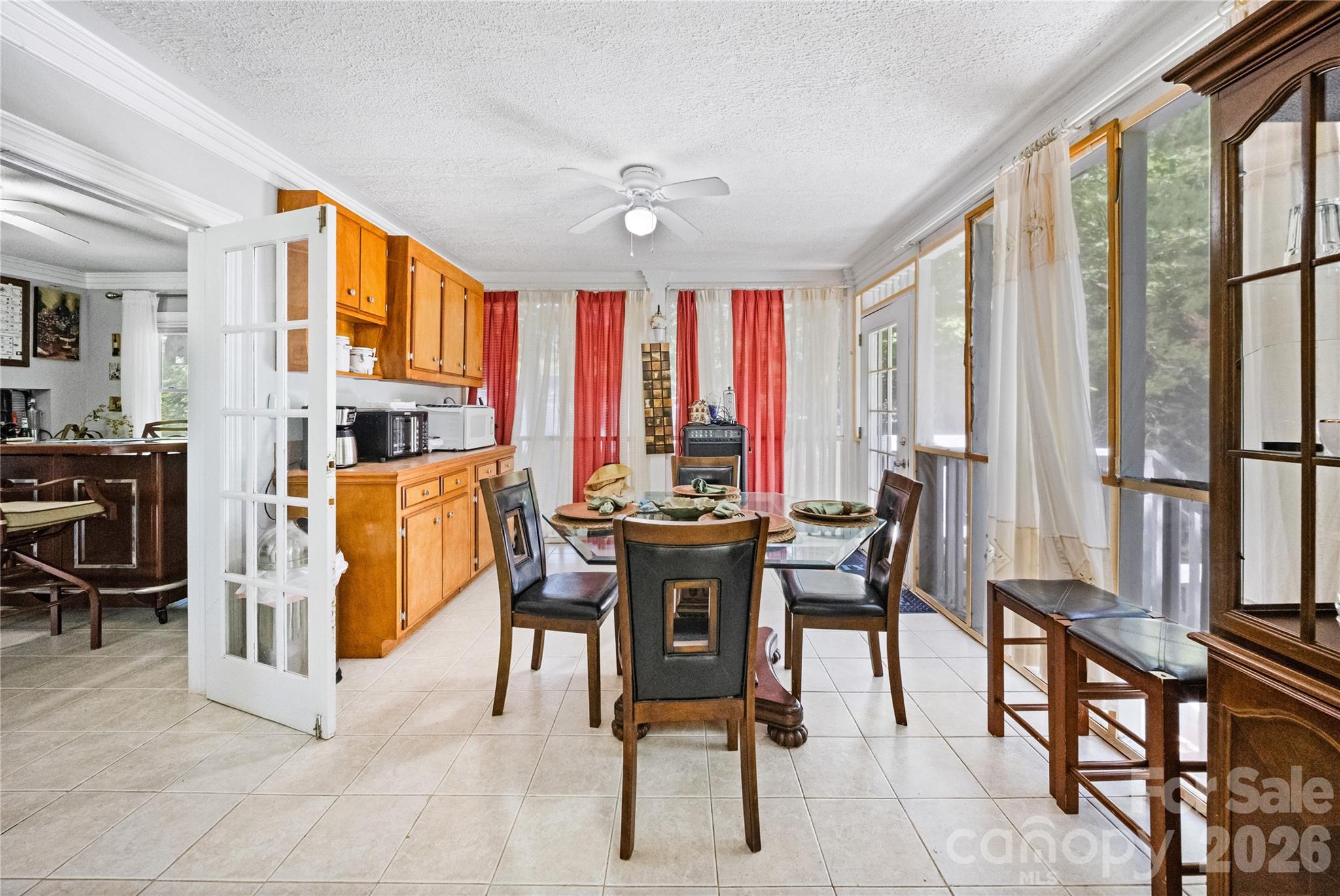 107 Dove Lane — New London