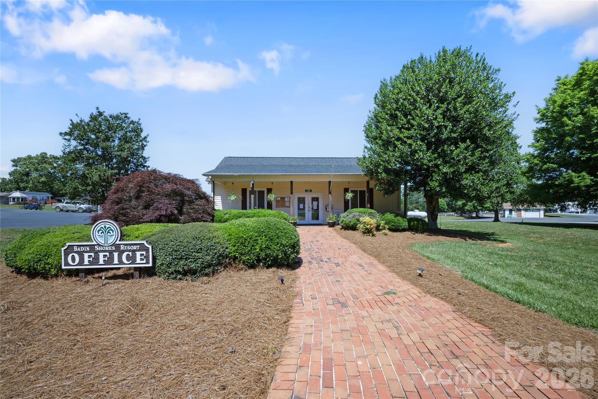 107 Dove Lane — New London