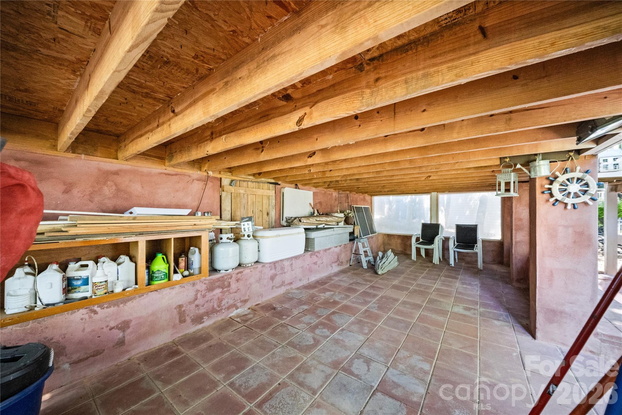 107 Dove Lane — New London