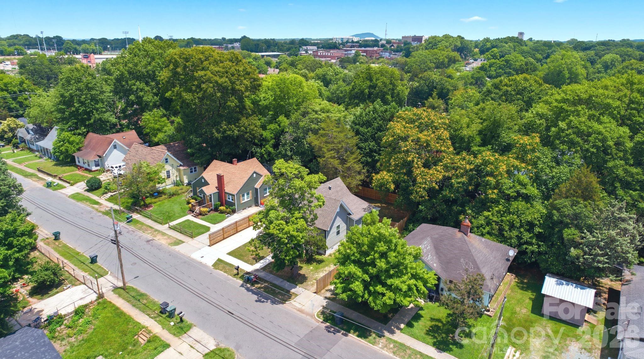 314 S Weldon Street — Gastonia