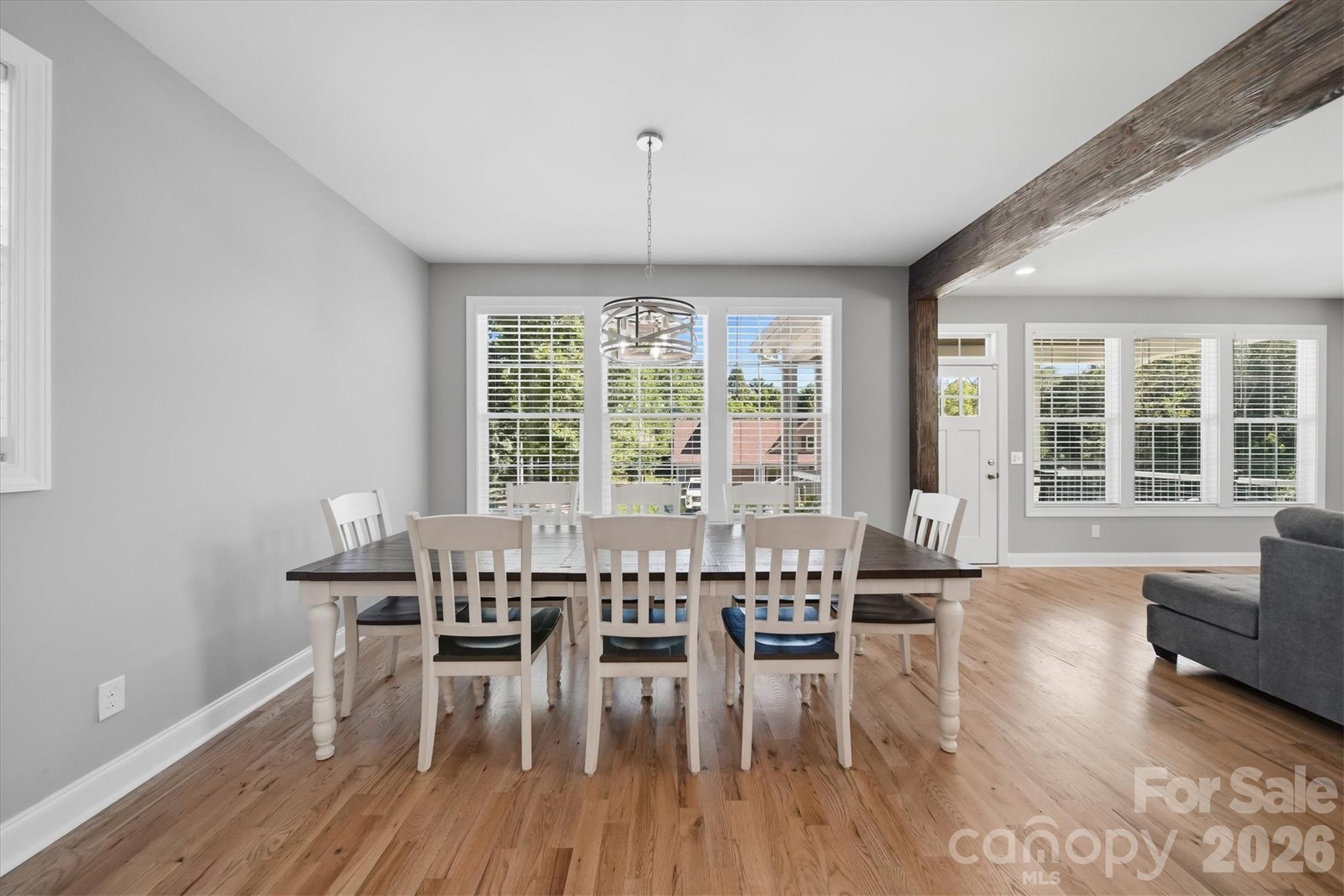 135 Maplewood Court — Hudson
